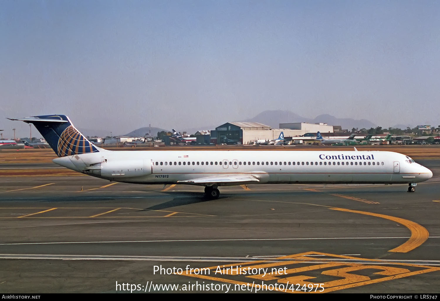 Aircraft Photo of N17812 | McDonnell Douglas MD-82 (DC-9-82) | Continental Airlines | AirHistory.net #424975