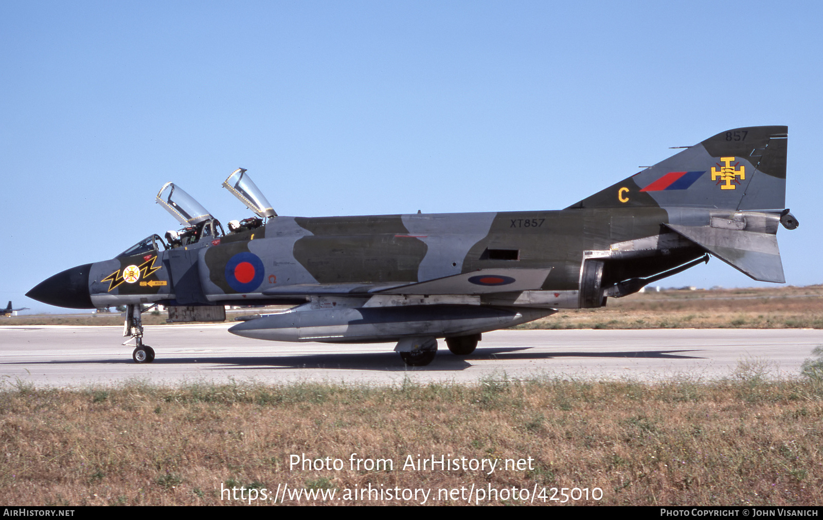 Aircraft Photo of XT857 | McDonnell Douglas F-4K Phantom FG1 | UK - Air Force | AirHistory.net #425010