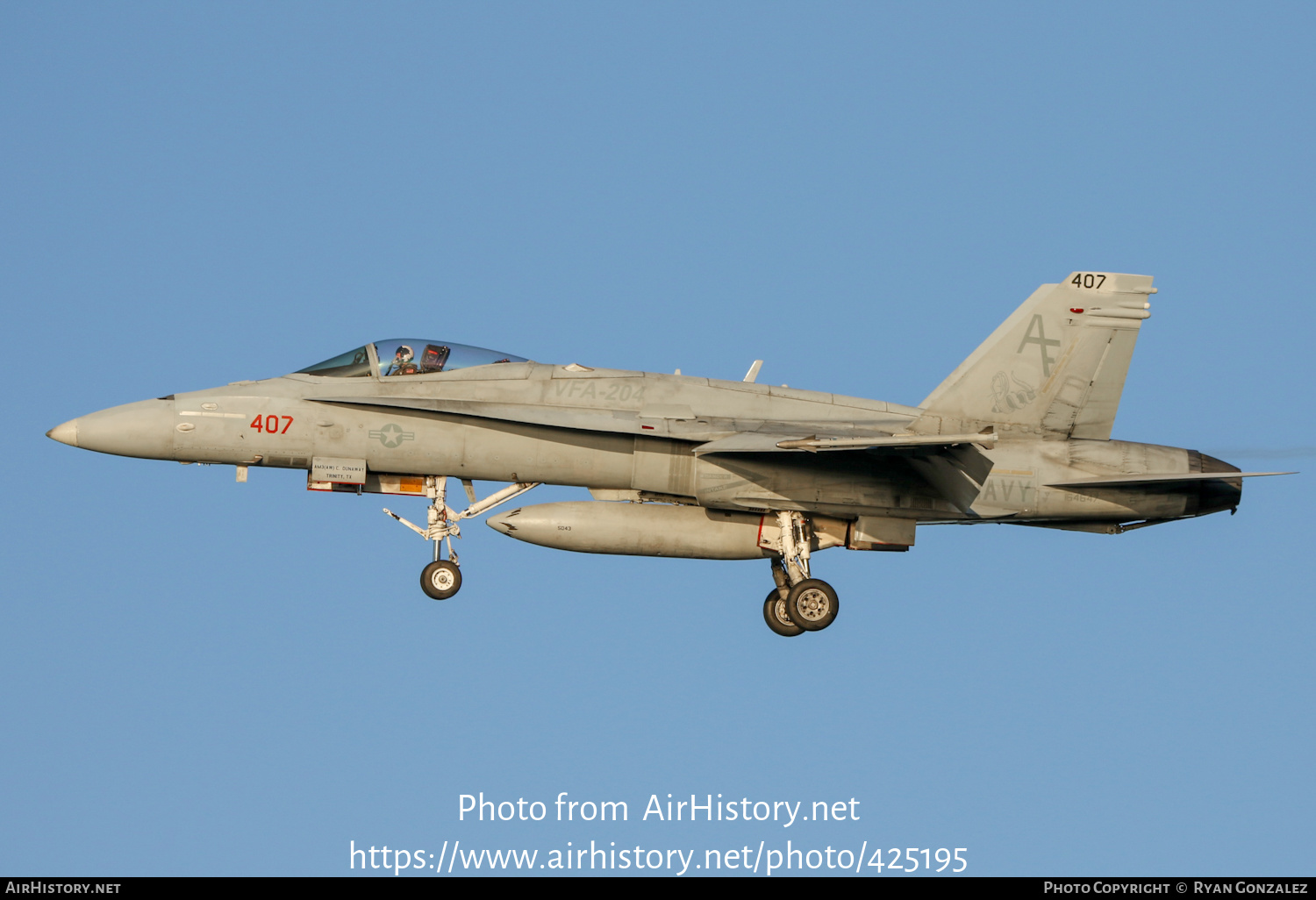 Aircraft Photo of 164647 | McDonnell Douglas F/A-18C Hornet | USA - Navy | AirHistory.net #425195