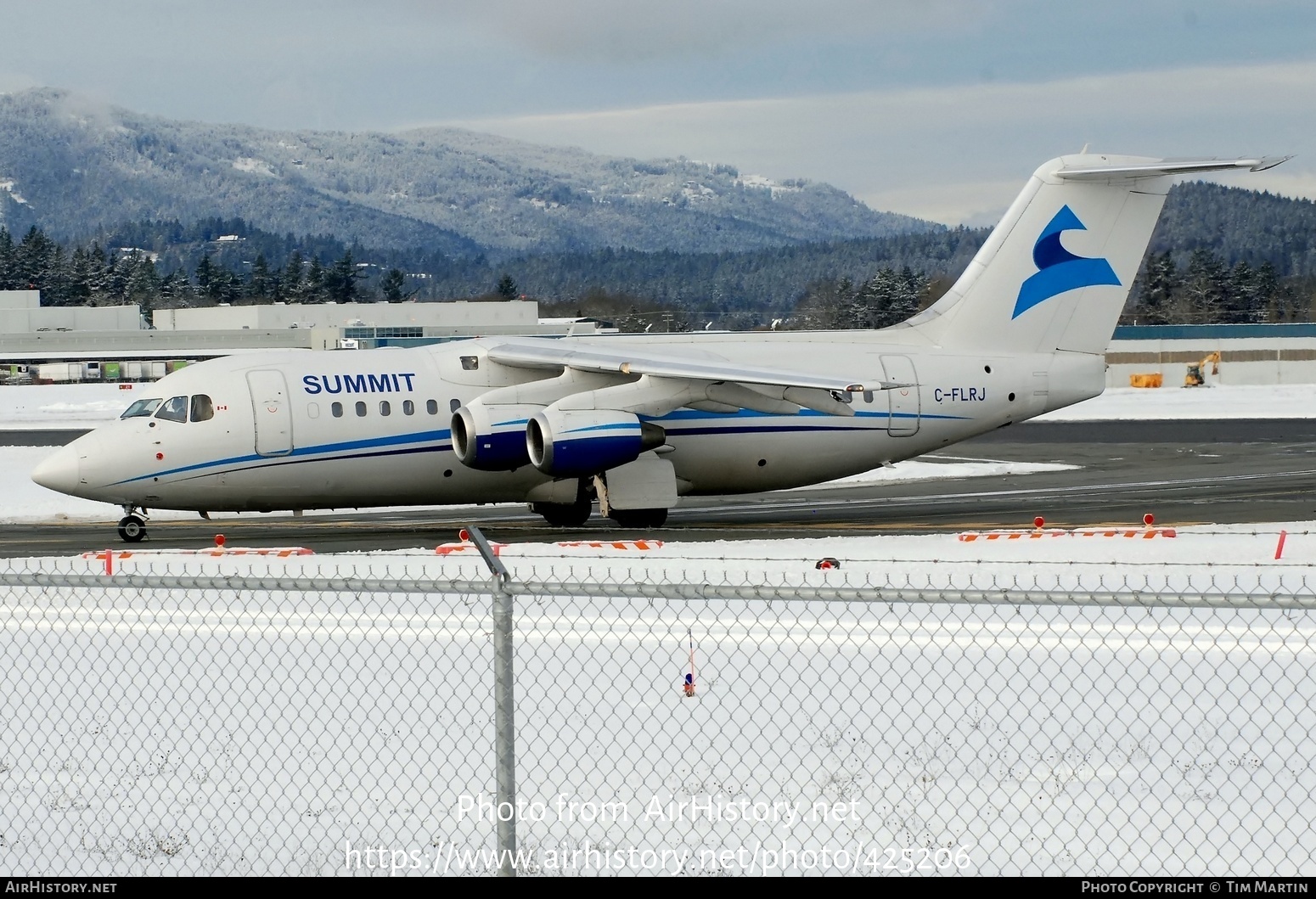 Aircraft Photo of C-FLRJ | British Aerospace Avro 146-RJ85 | Summit Air | AirHistory.net #425206