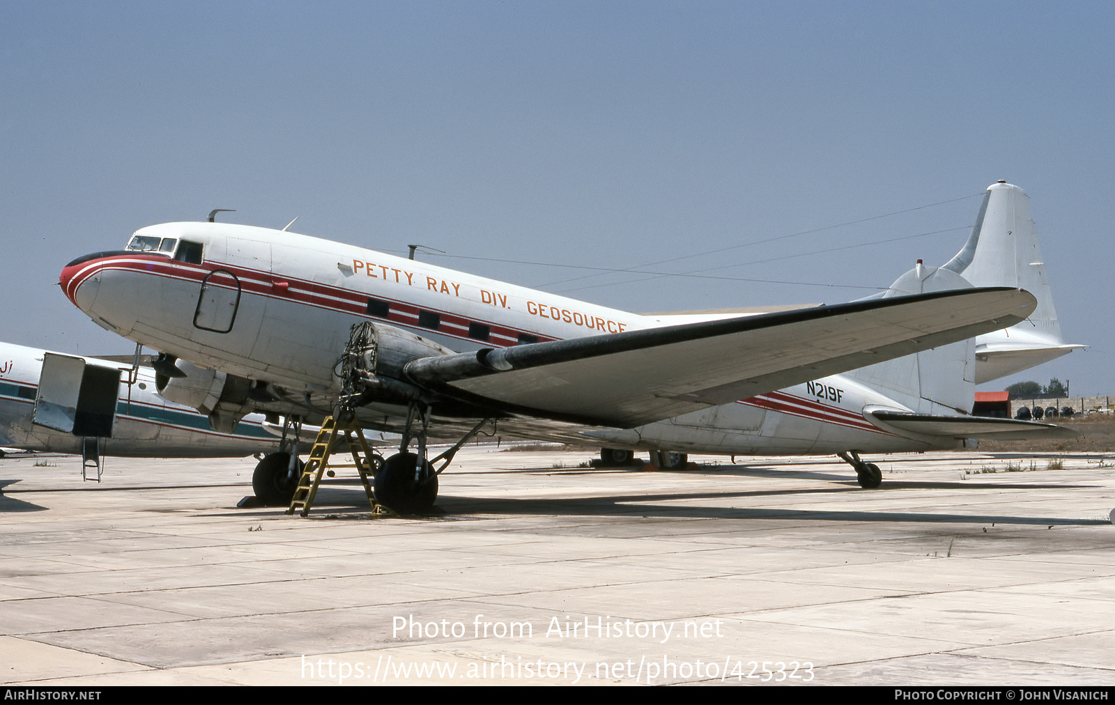 Aircraft Photo of N219F | Douglas C-47A Skytrain | Petty Ray Division Geosource | AirHistory.net #425323