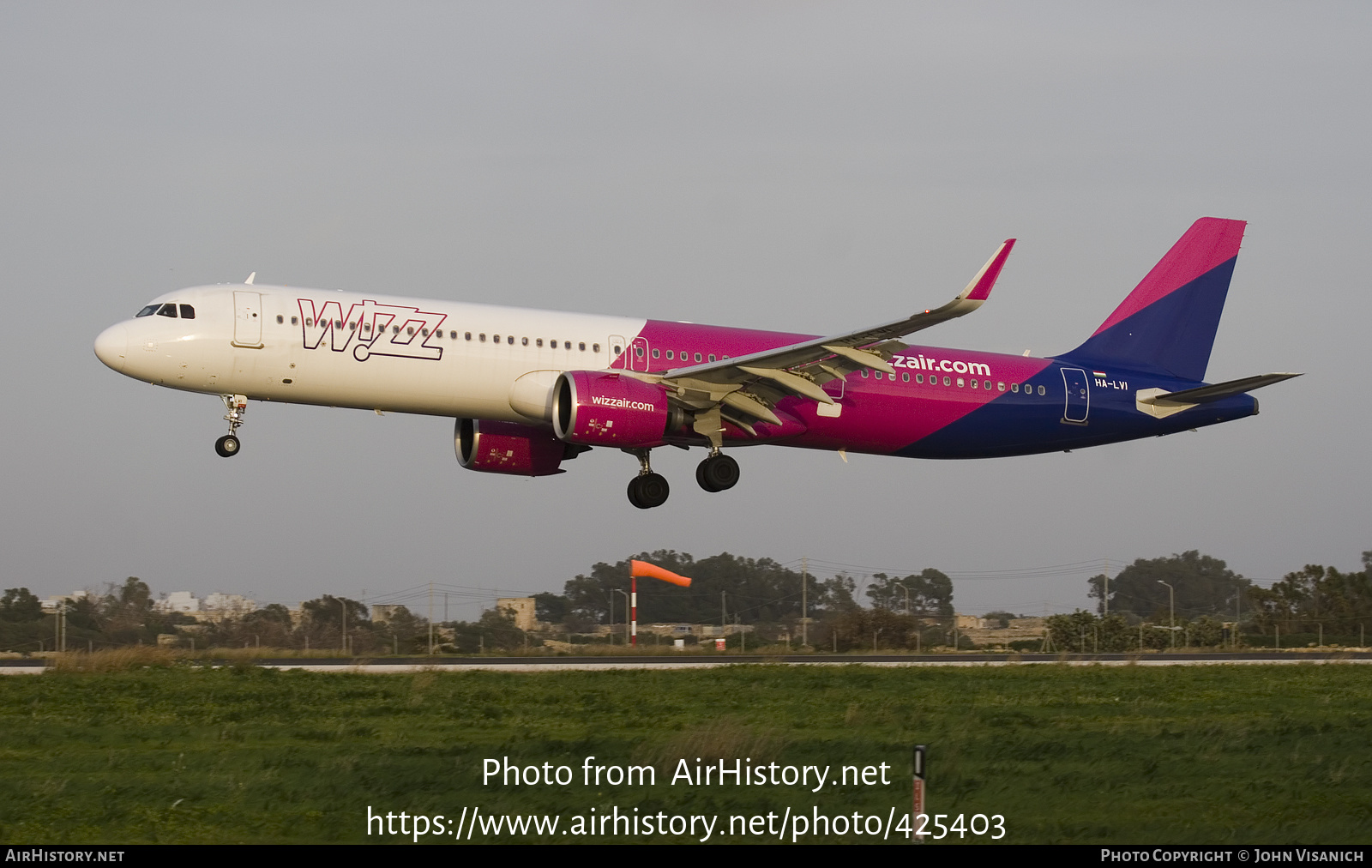 Aircraft Photo of HA-LVI | Airbus A321-271NX | Wizz Air | AirHistory.net #425403