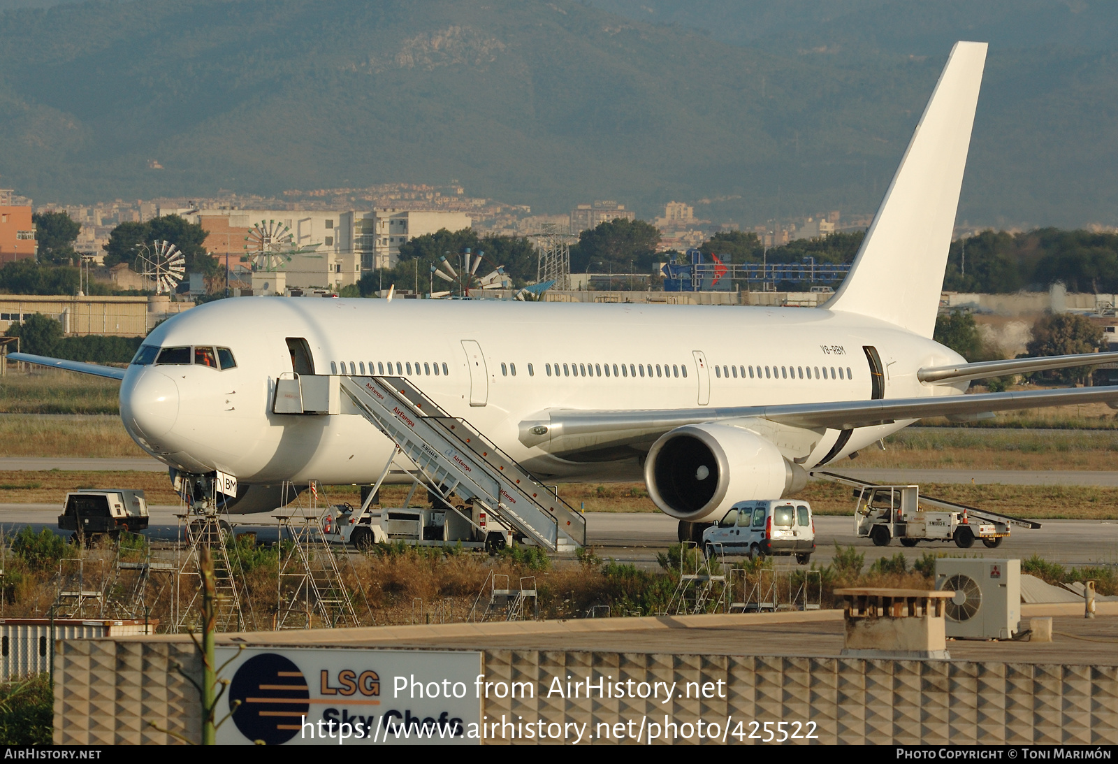 Aircraft Photo of V8-RBM | Boeing 767-328/ER | AirHistory.net #425522