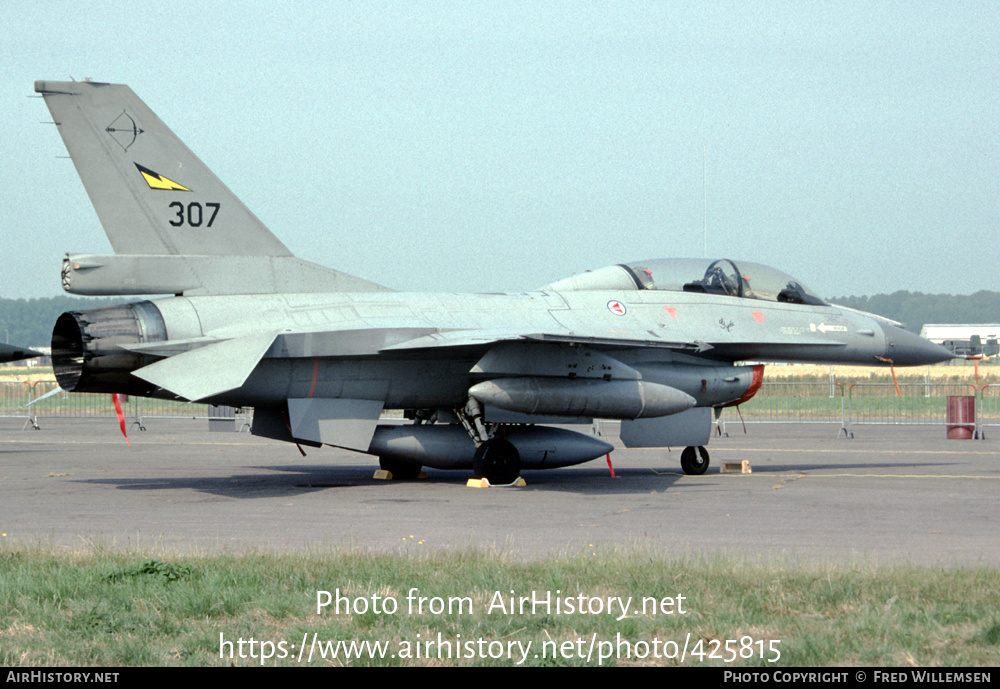 Aircraft Photo of 307 | General Dynamics F-16B Fighting Falcon | Norway - Air Force | AirHistory.net #425815