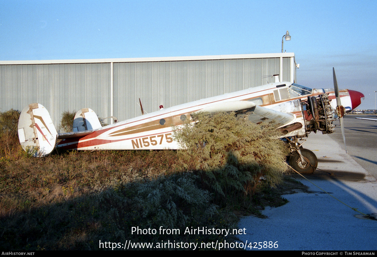 Aircraft Photo of N15575 | Beech D18S | AirHistory.net #425886