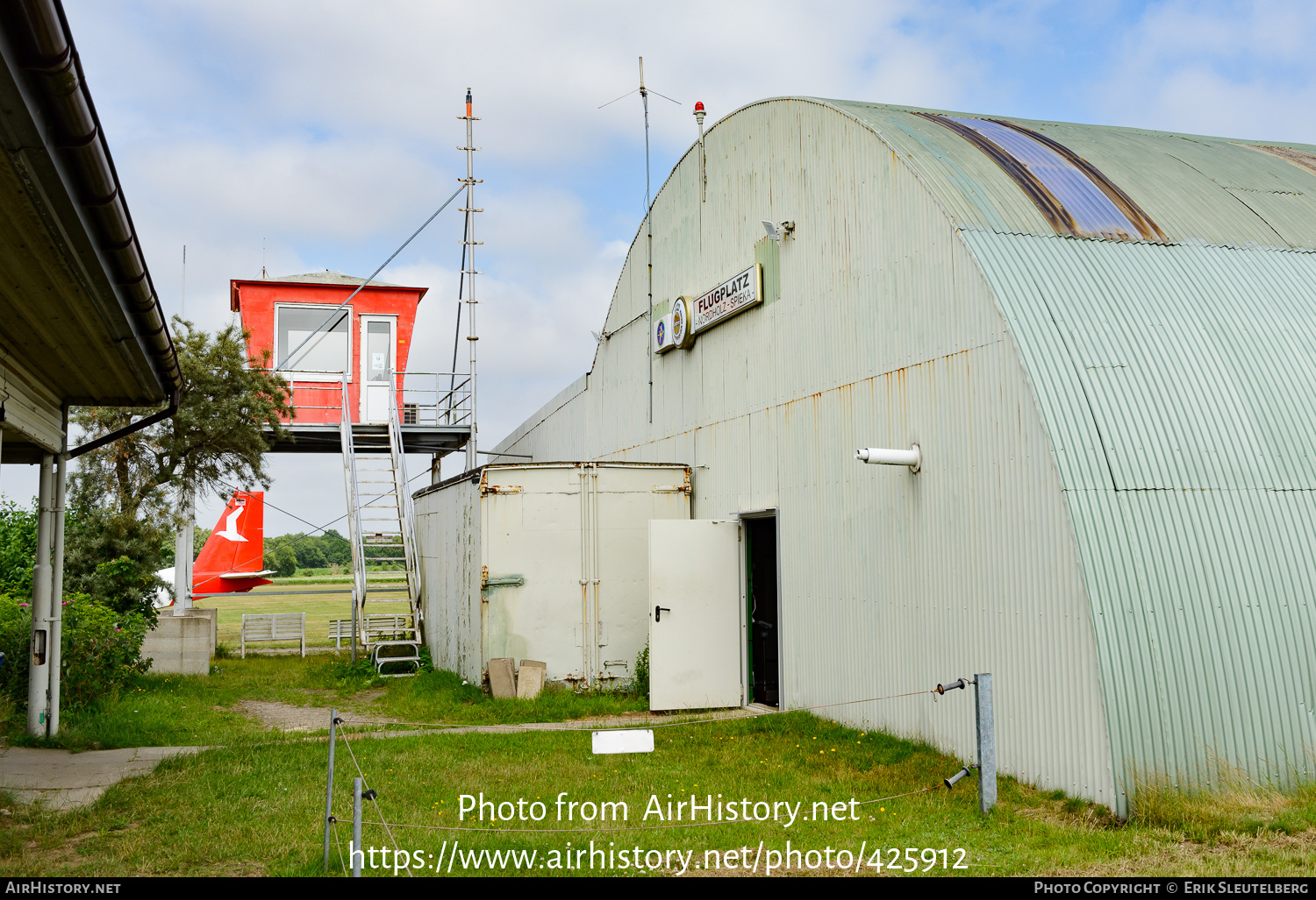 Airport photo of Nordholz - Spieka (EDXN) in Germany | AirHistory.net #425912