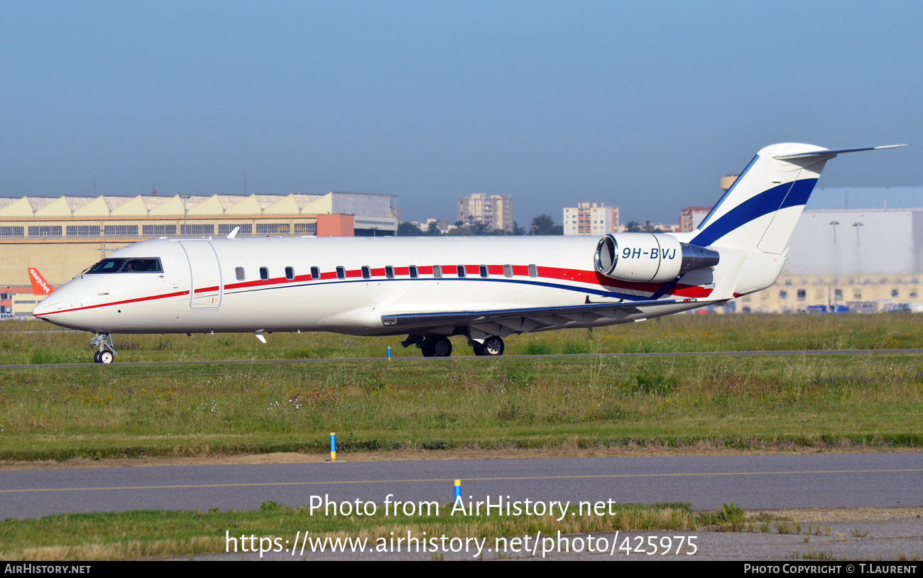 Aircraft Photo of 9H-BVJ | Bombardier Challenger 850 (CRJ-200SE/CL-600-2B19) | Blue Square Aviation Group | AirHistory.net #425975