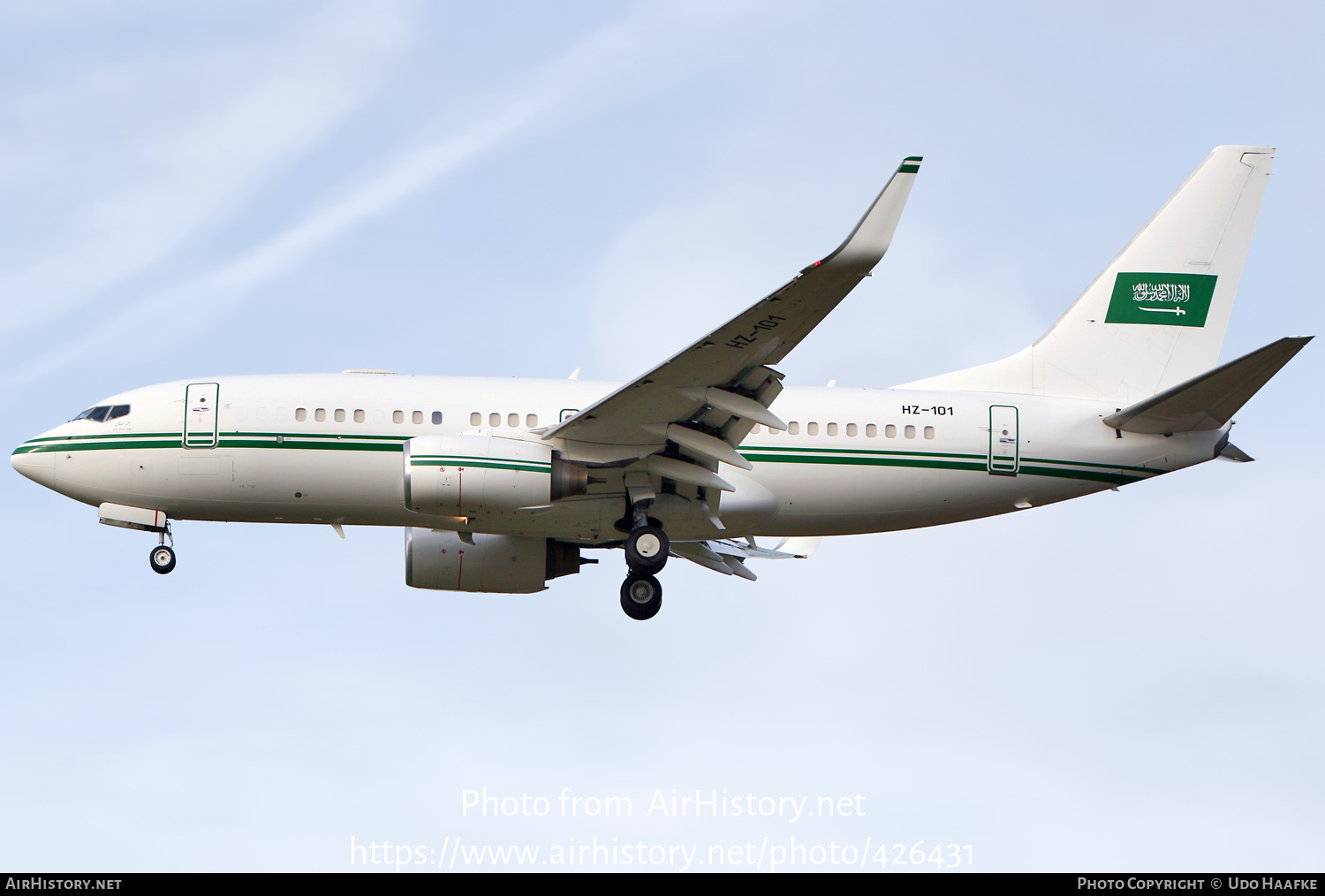 Aircraft Photo of HZ-101 | Boeing 737-7DP BBJ | Saudi Arabia - Air Force | AirHistory.net #426431