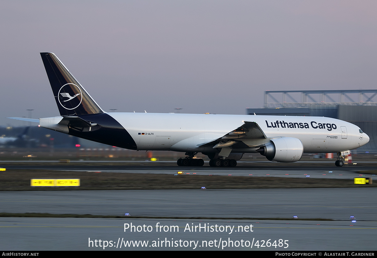 Aircraft Photo of D-ALFK | Boeing 777-F | Lufthansa Cargo | AirHistory.net #426485