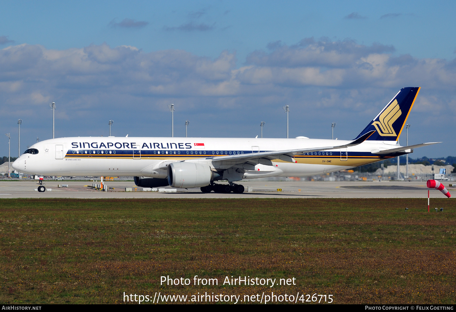 Aircraft Photo of 9V-SME | Airbus A350-941 | Singapore Airlines | AirHistory.net #426715