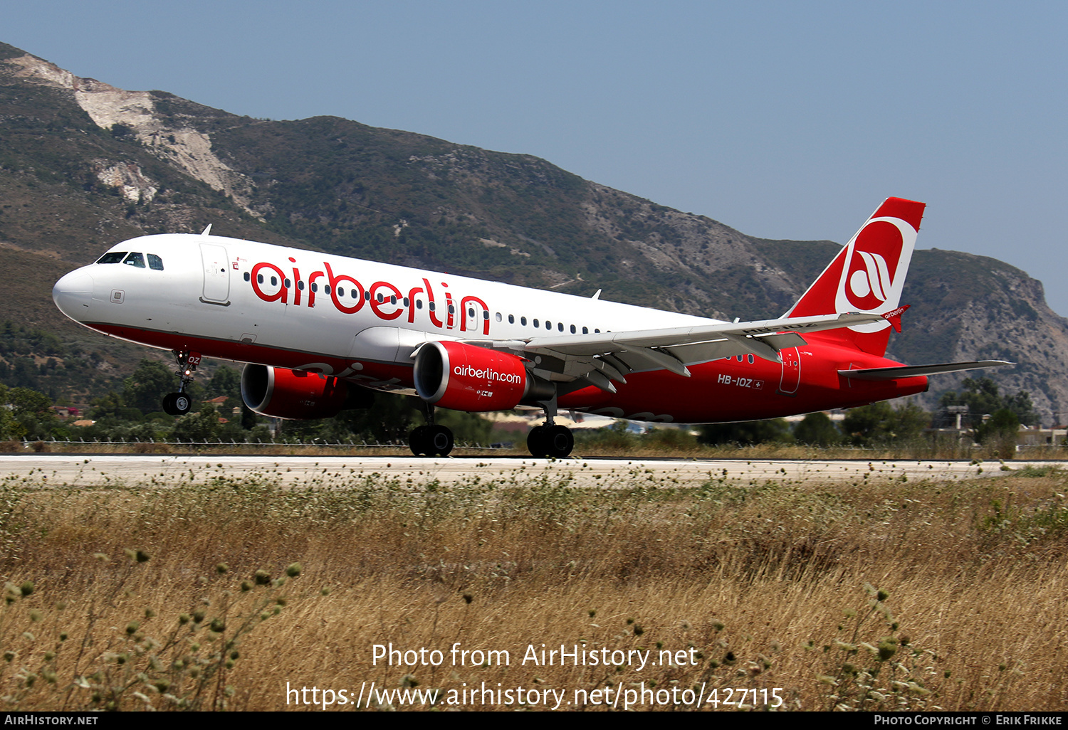 Aircraft Photo of HB-IOZ | Airbus A320-214 | Air Berlin | AirHistory.net #427115