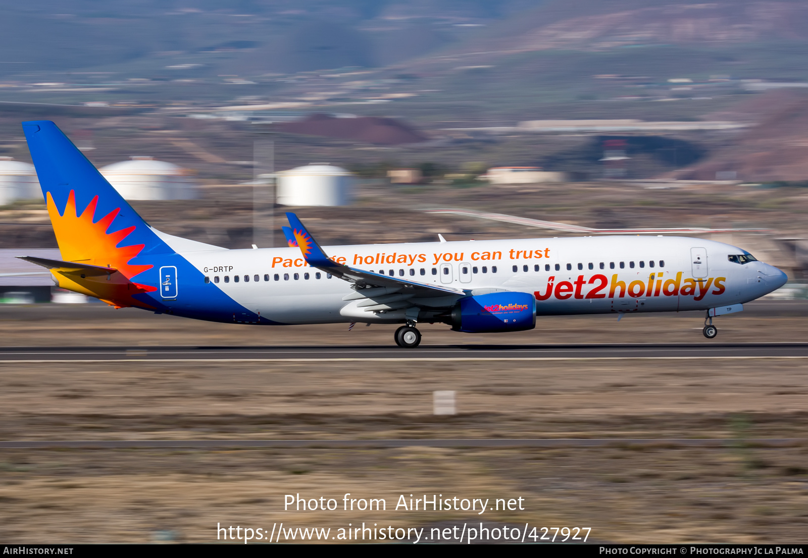 Aircraft Photo of G-DRTP | Boeing 737-8AL | Jet2 Holidays | AirHistory.net #427927