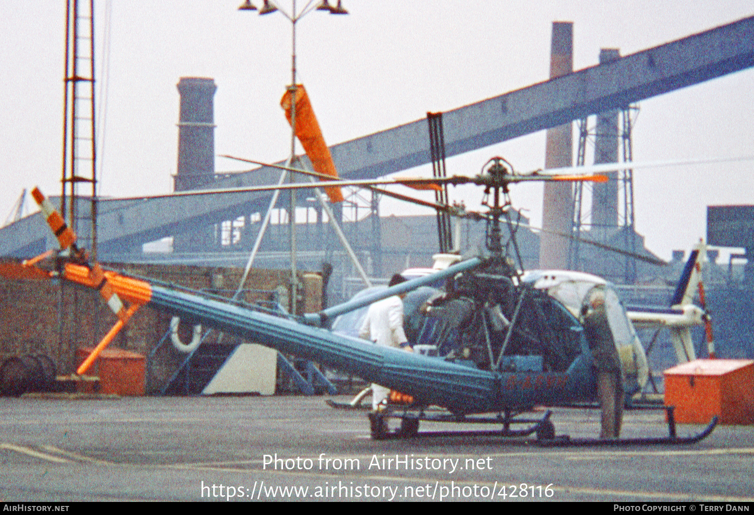 Aircraft Photo of G-ASVH | Hiller UH-12B | AirHistory.net #428116