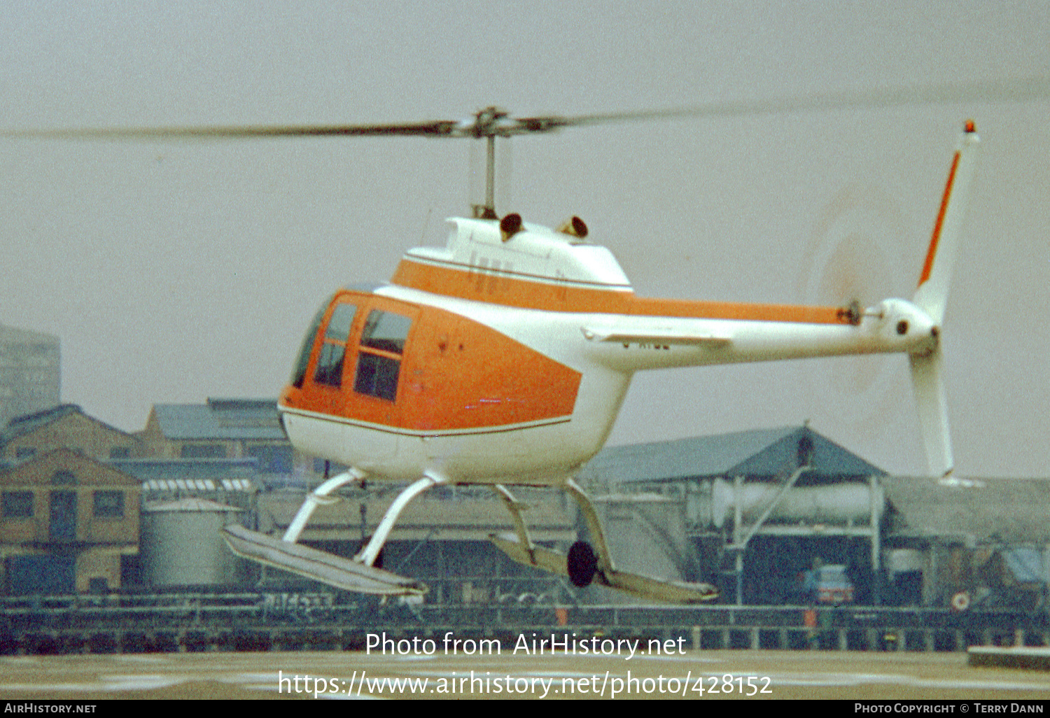 Aircraft Photo of G-AYBE | Bell AB-206B JetRanger II | AirHistory.net #428152