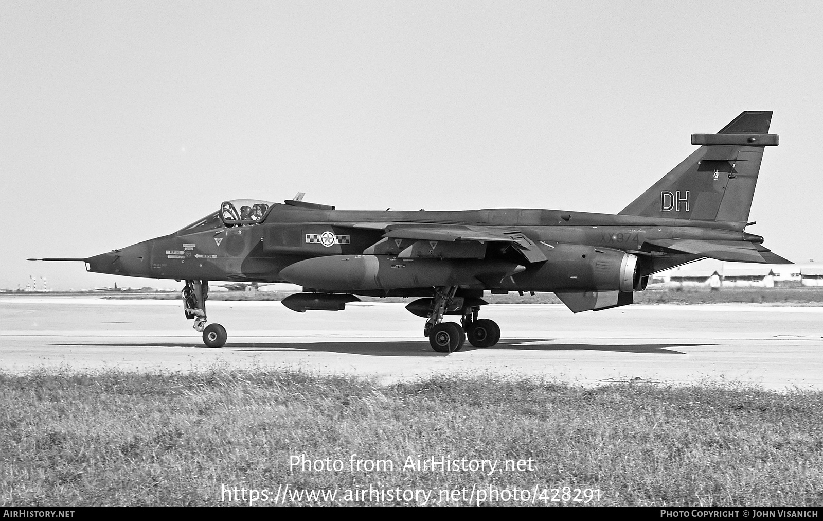 Aircraft Photo of XX974 | Sepecat Jaguar GR1 | UK - Air Force | AirHistory.net #428291