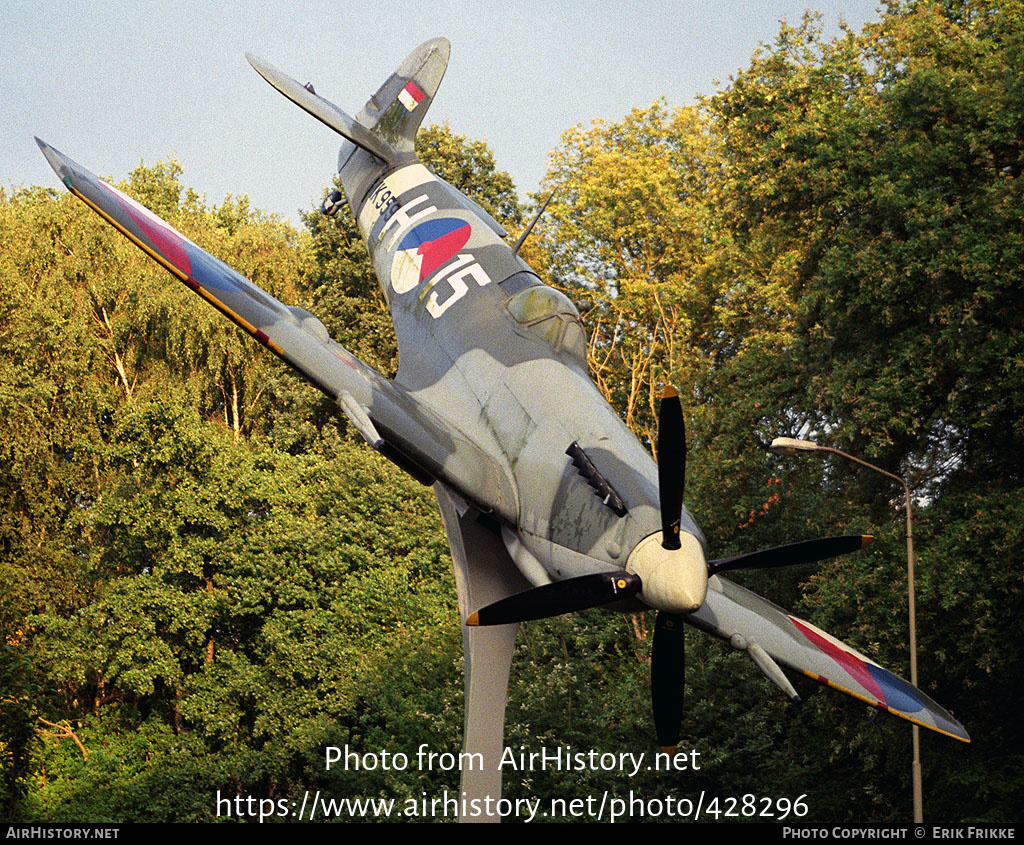 Aircraft Photo of H-15 / MK959 | Supermarine 361 Spitfire LF9C (model) | Netherlands - Air Force | AirHistory.net #428296