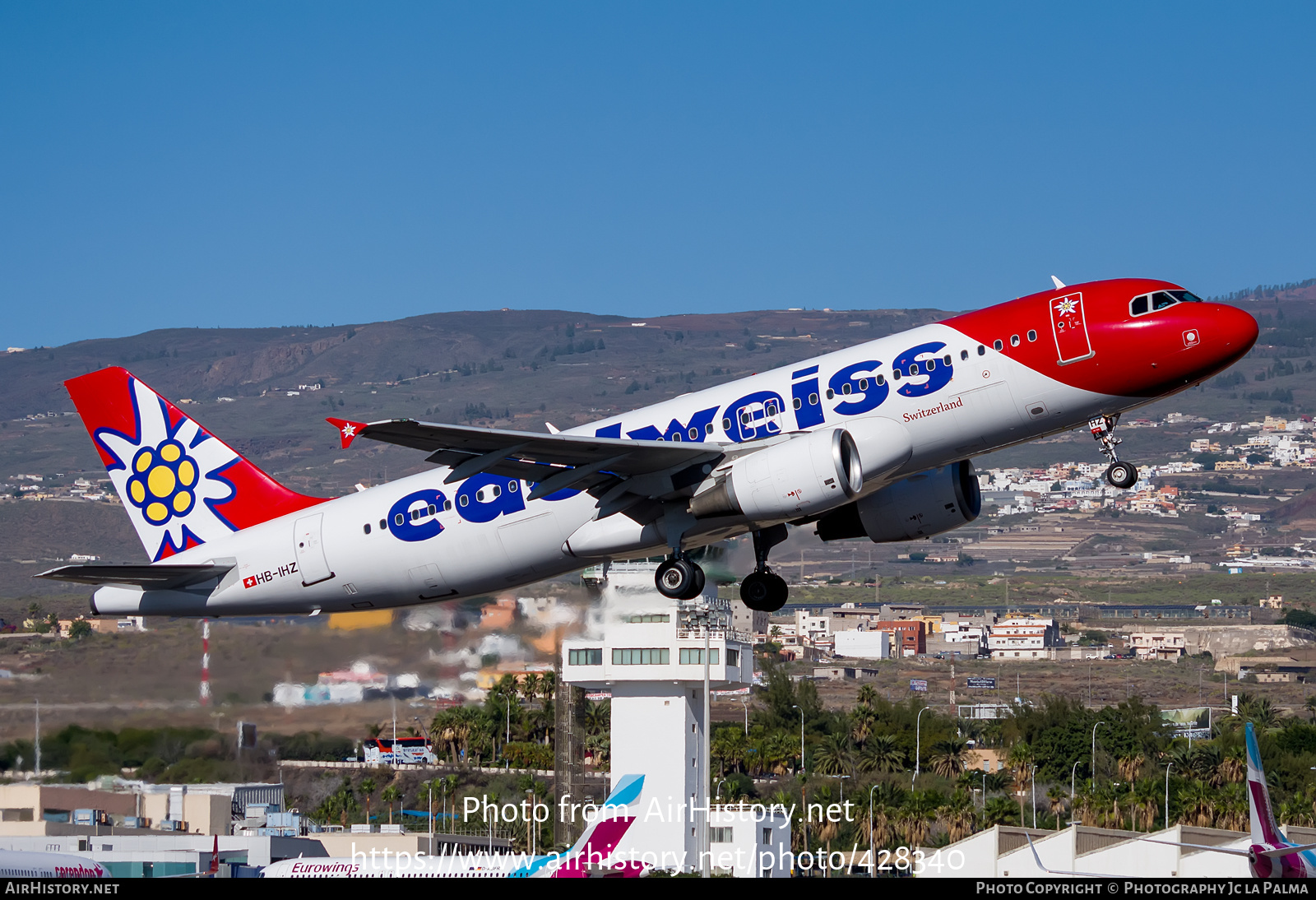 Aircraft Photo of HB-IHZ | Airbus A320-214 | Edelweiss Air | AirHistory.net #428340