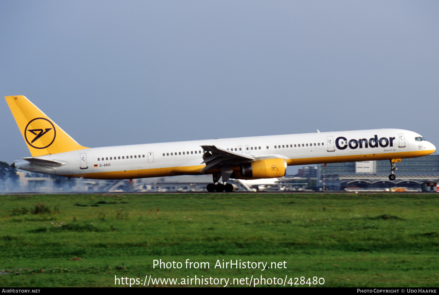 Aircraft Photo of D-ABOI | Boeing 757-330 | Condor Flugdienst | AirHistory.net #428480