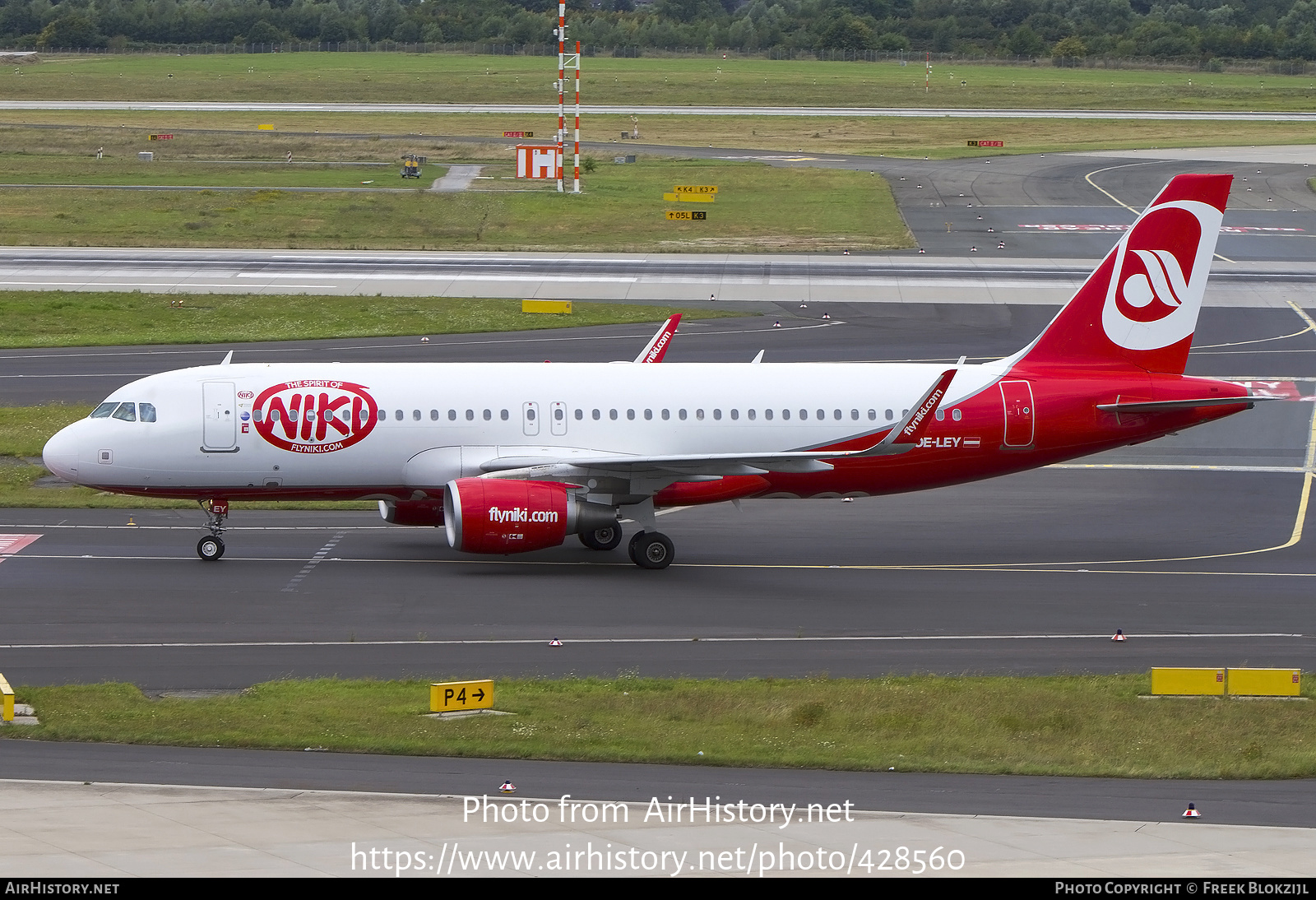 Aircraft Photo of OE-LEY | Airbus A320-214 | Niki | AirHistory.net #428560