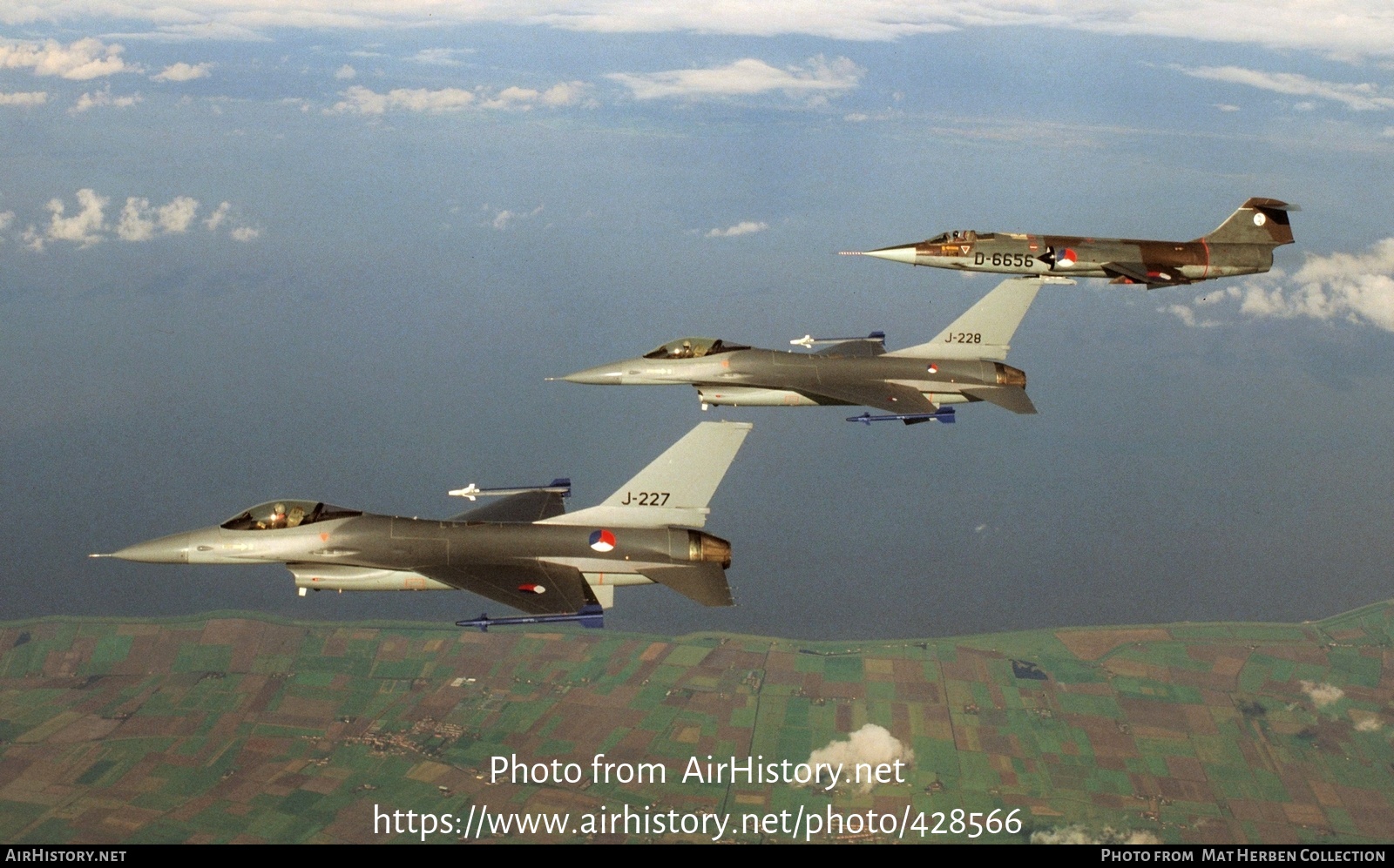 Aircraft Photo of J-227 | General Dynamics F-16A Fighting Falcon | Netherlands - Air Force | AirHistory.net #428566