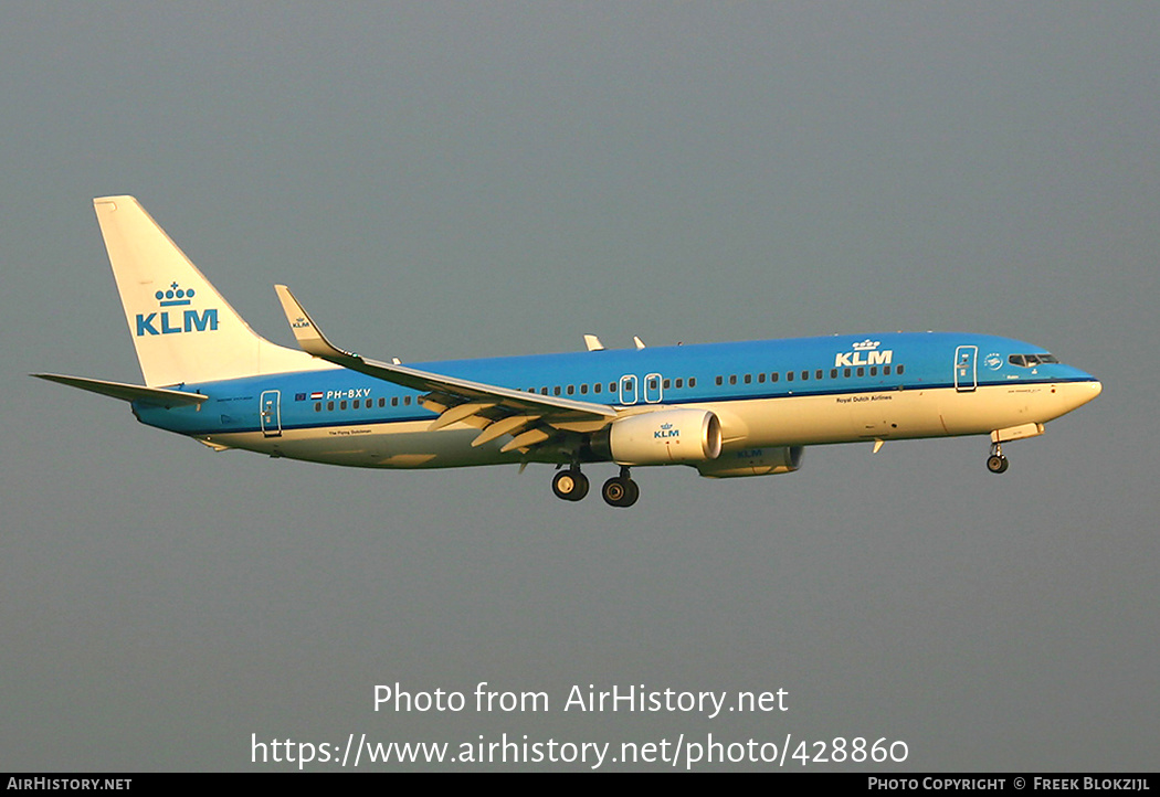 Aircraft Photo of PH-BXV | Boeing 737-8K2 | KLM - Royal Dutch Airlines | AirHistory.net #428860