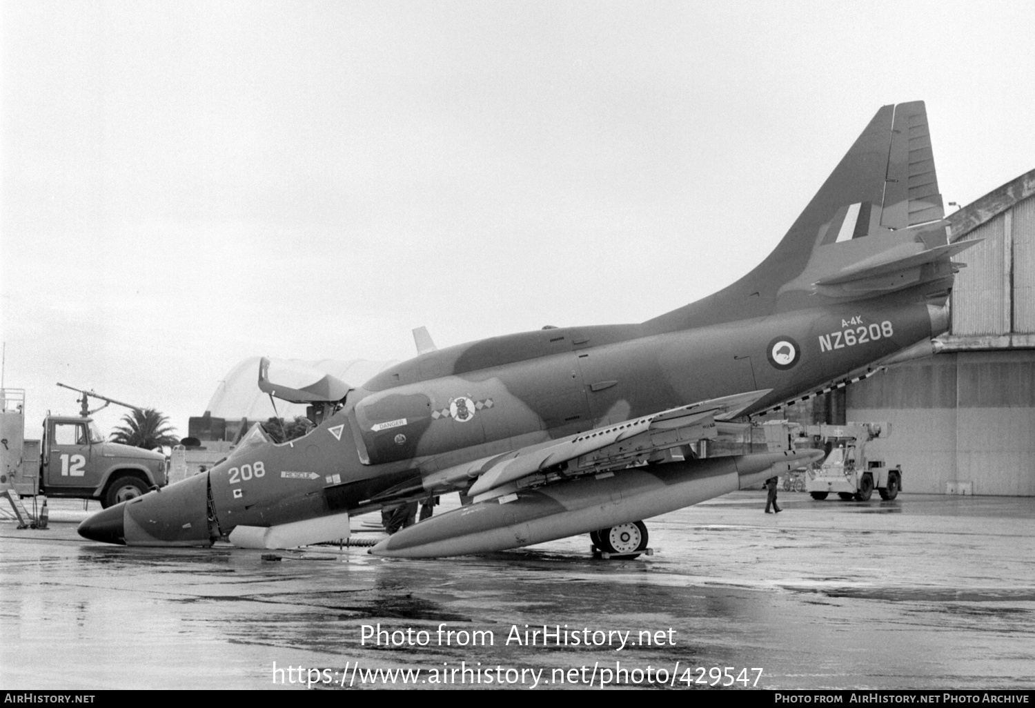 Aircraft Photo of NZ6208 | Douglas A-4K Skyhawk | New Zealand - Air Force | AirHistory.net #429547