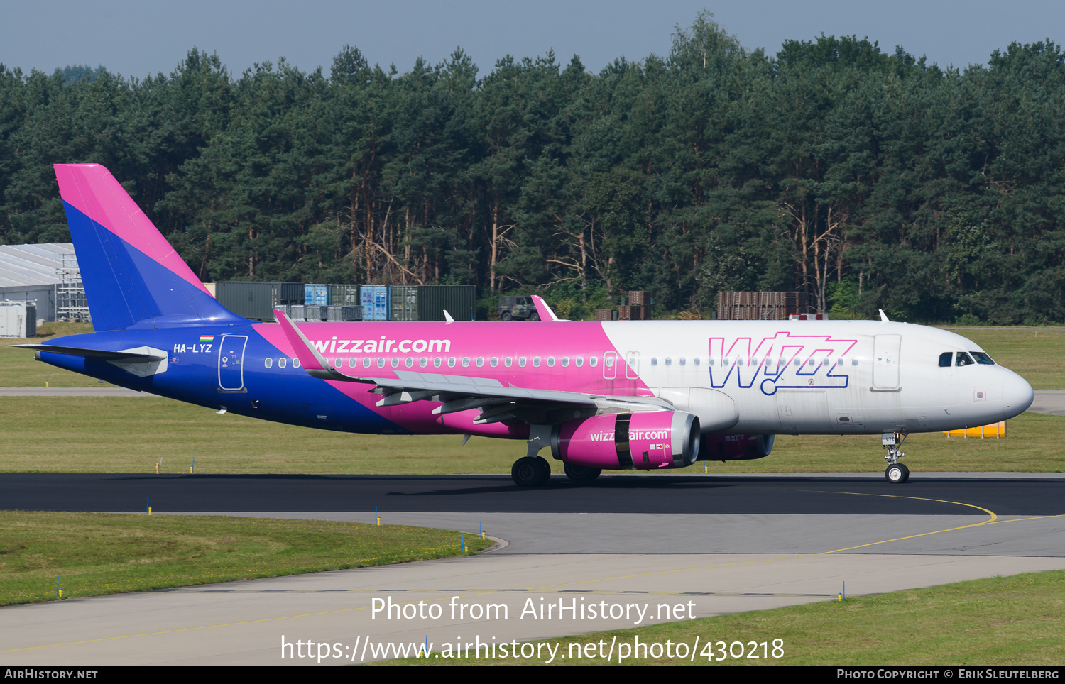 Aircraft Photo of HA-LYZ | Airbus A320-232 | Wizz Air | AirHistory.net #430218