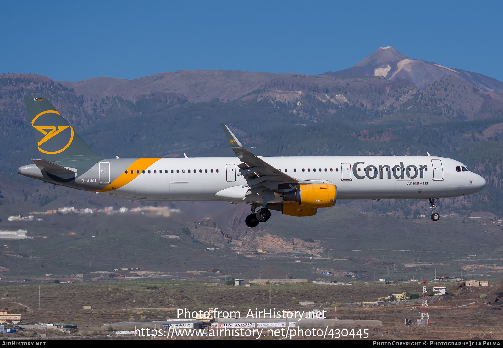 Aircraft Photo of D-AIAD | Airbus A321-211 | Condor Flugdienst | AirHistory.net #430445