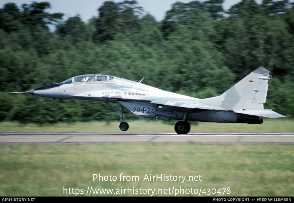 Aircraft Photo of 2924 | Mikoyan-Gurevich MiG-29UB (9-51) | Germany - Air Force | AirHistory.net #430478