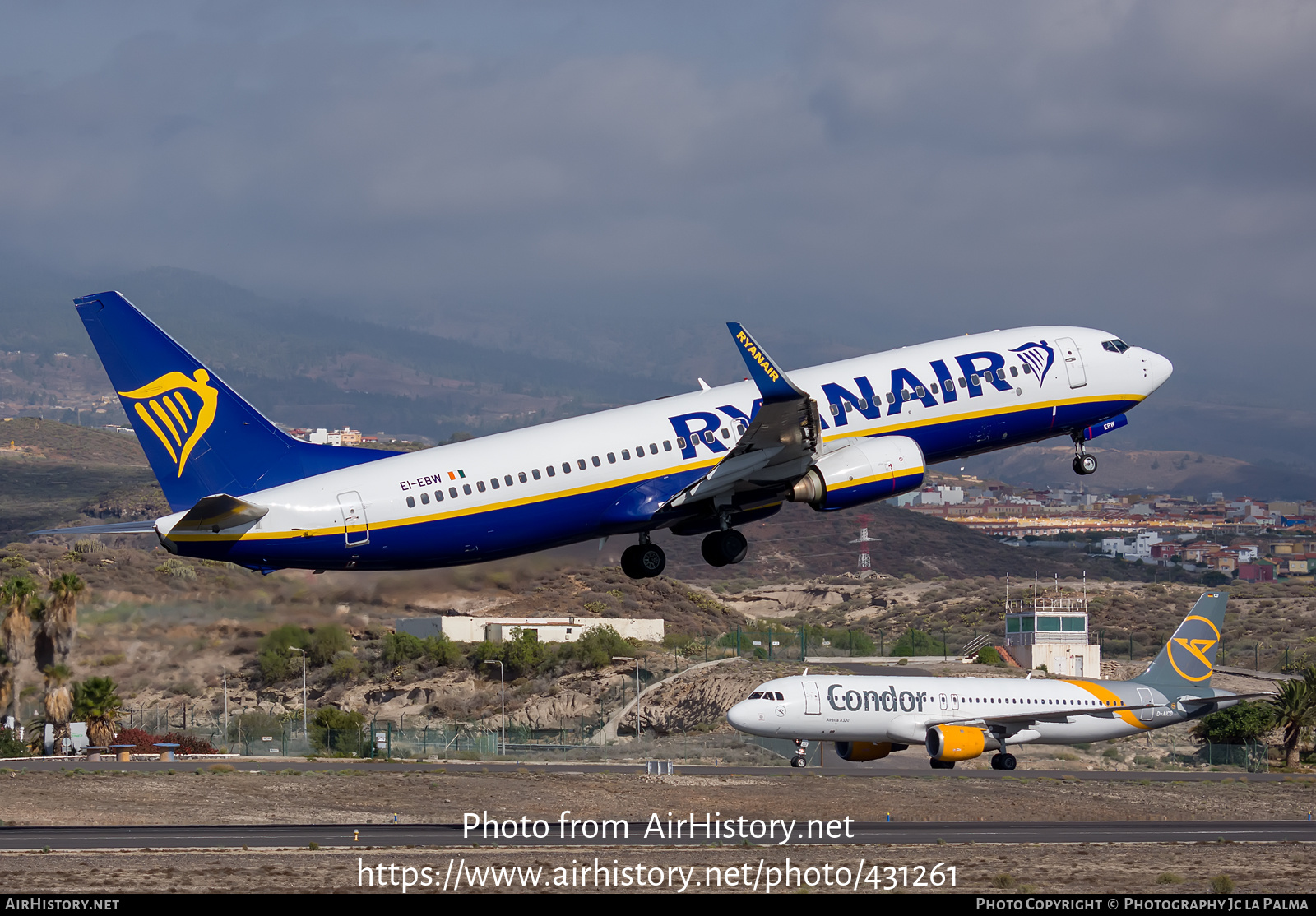 Aircraft Photo of EI-EBW | Boeing 737-8AS | Ryanair | AirHistory.net #431261