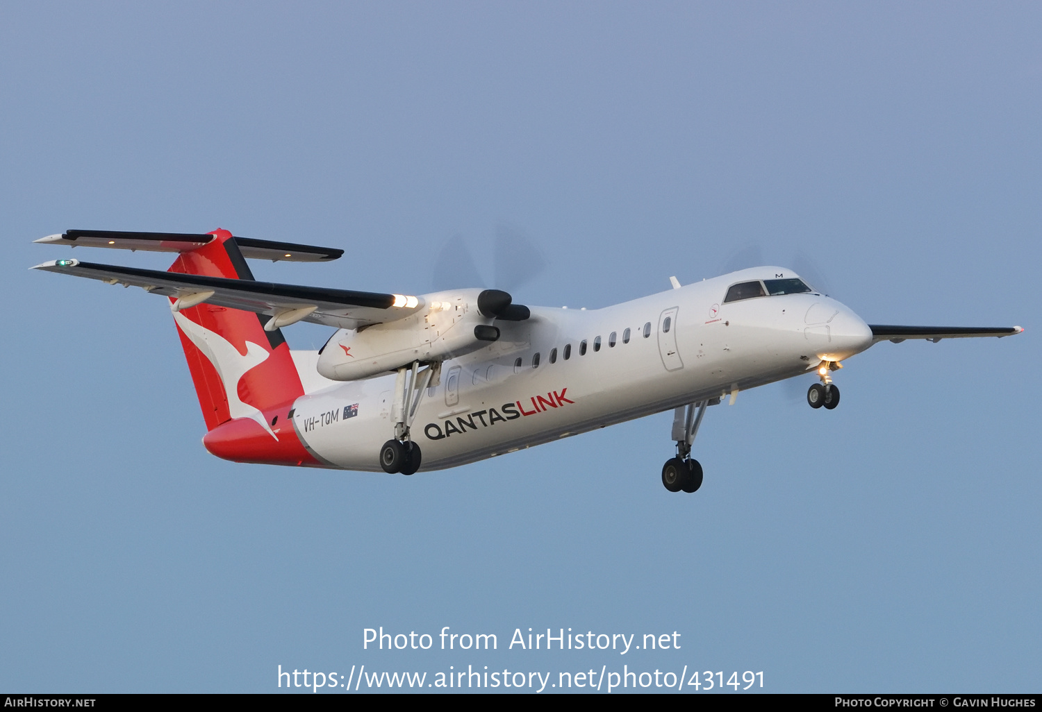 Aircraft Photo of VH-TQM | Bombardier DHC-8-315Q Dash 8 | QantasLink | AirHistory.net #431491