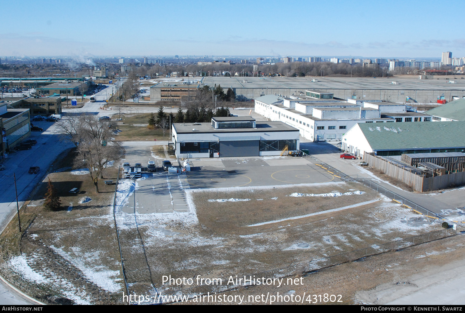 Airport photo of Toronto - Downsview Four Seasons Aviation Heliport (closed) in Ontario, Canada | AirHistory.net #431802