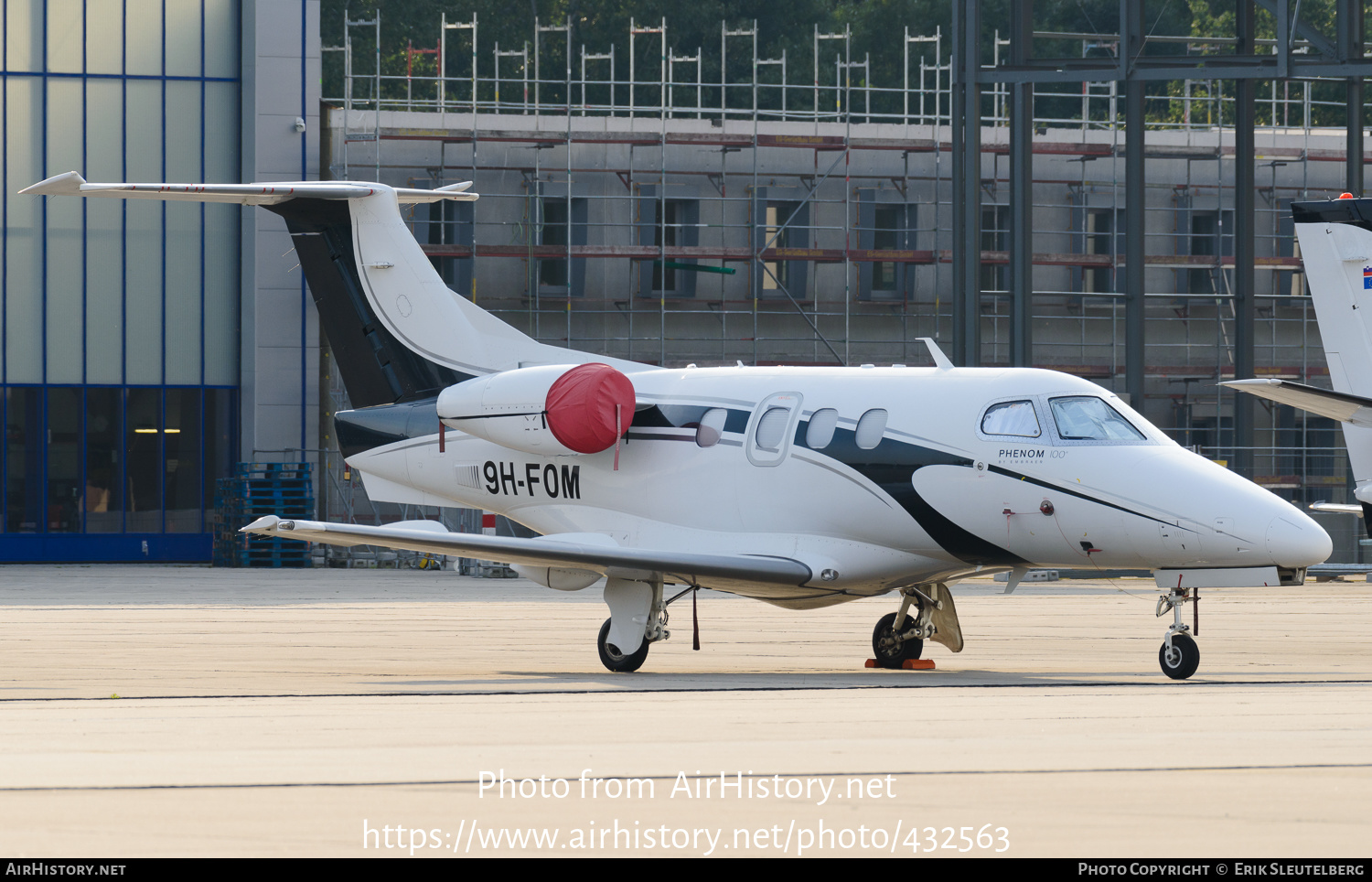 aircraft-photo-of-9h-fom-embraer-emb-500-phenom-100-airhistory