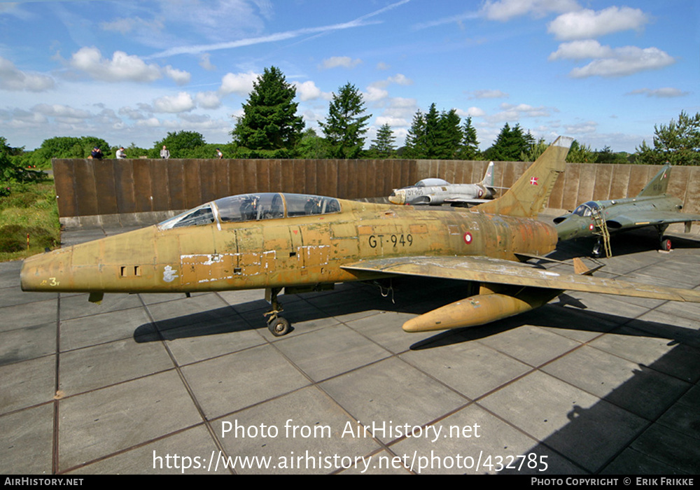 Aircraft Photo of GT-949 | North American TF-100F Super Sabre | Denmark - Air Force | AirHistory.net #432785