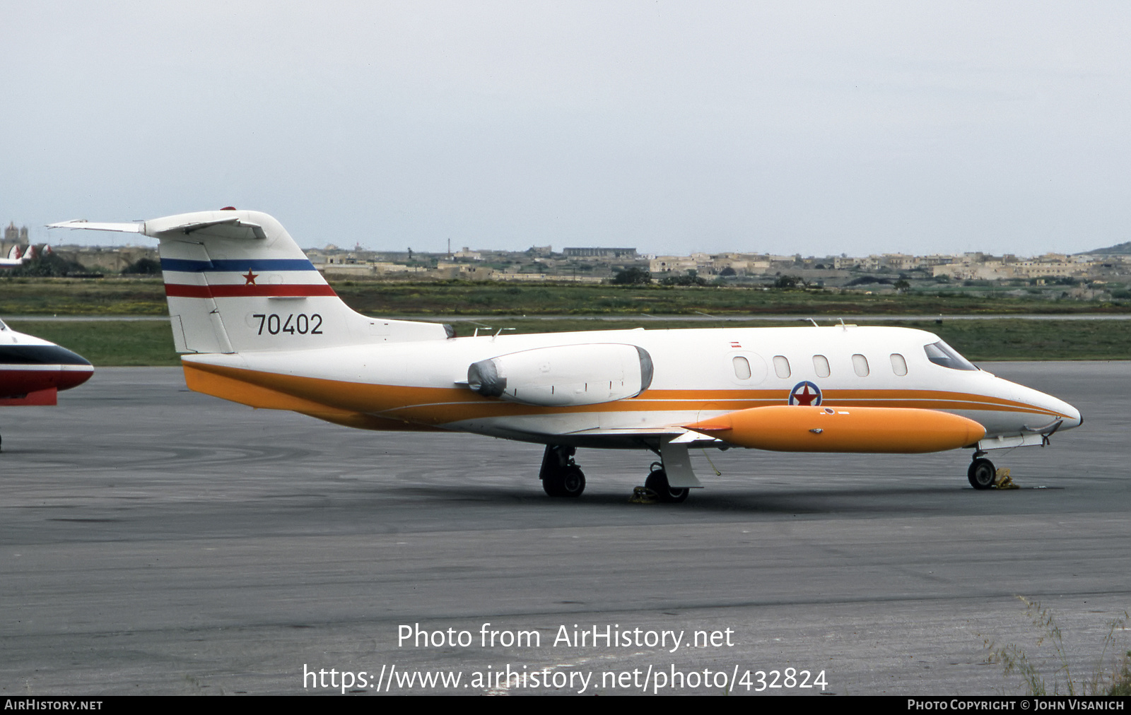 Aircraft Photo of 70402 | Gates Learjet 25B | Yugoslavia - Air Force | AirHistory.net #432824