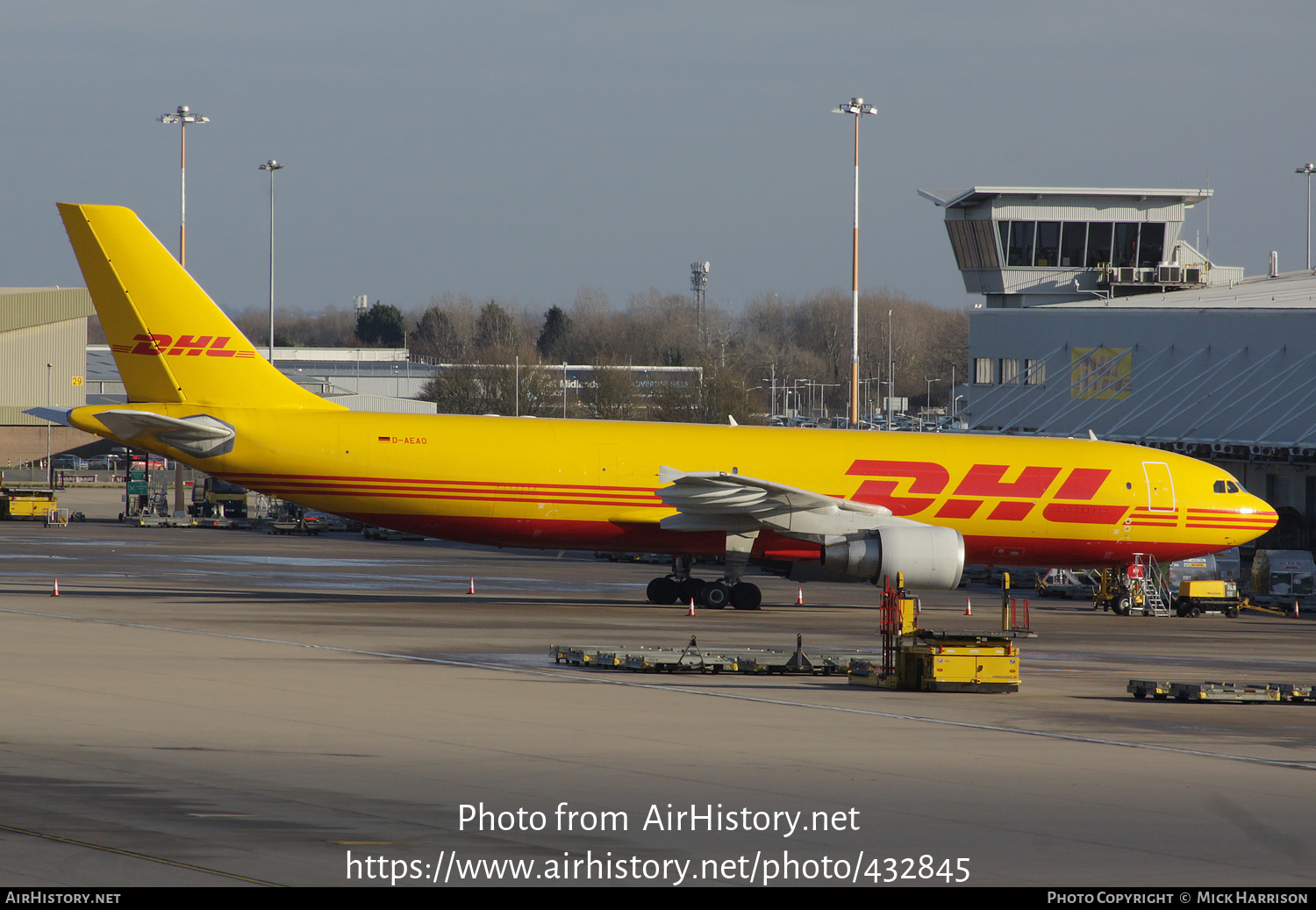 Aircraft Photo of D-AEAO | Airbus A300B4-622R(F) | DHL International | AirHistory.net #432845