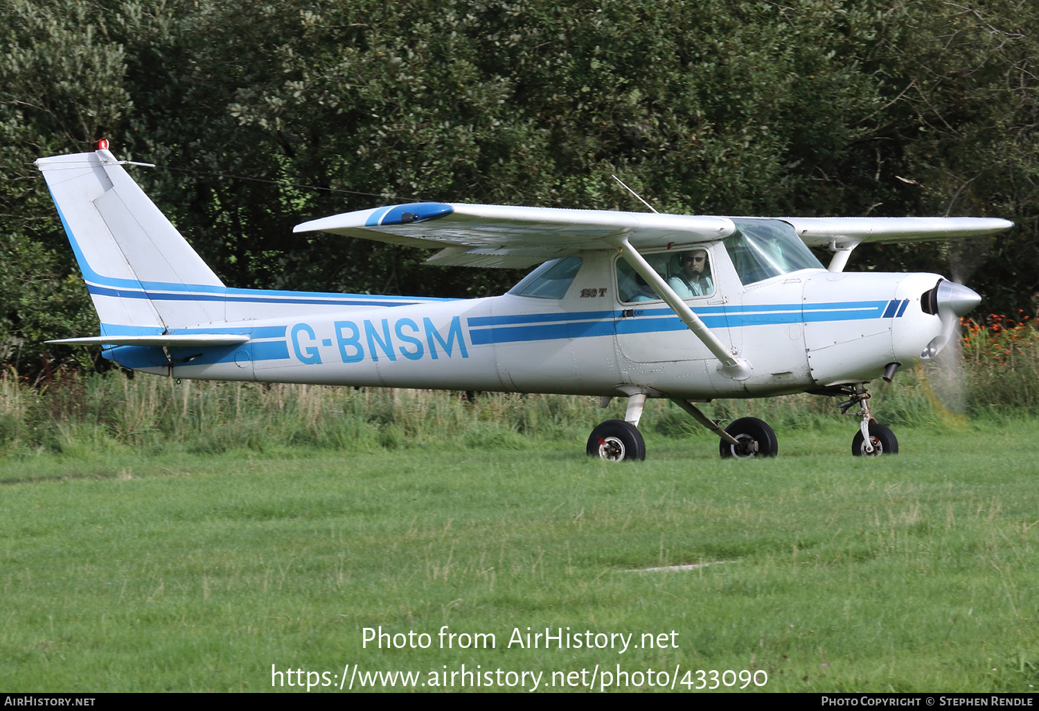 Aircraft Photo of G-BNSM | Cessna 152 | AirHistory.net #433090