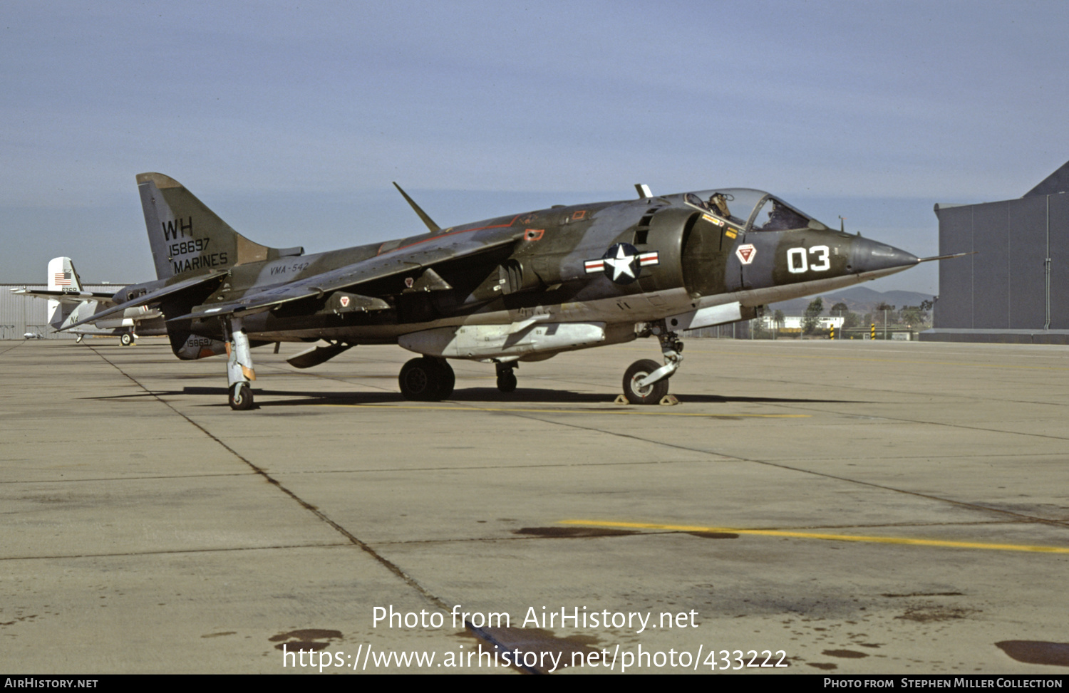 Aircraft Photo of 158697 | Hawker Siddeley AV-8A Harrier | USA - Marines | AirHistory.net #433222