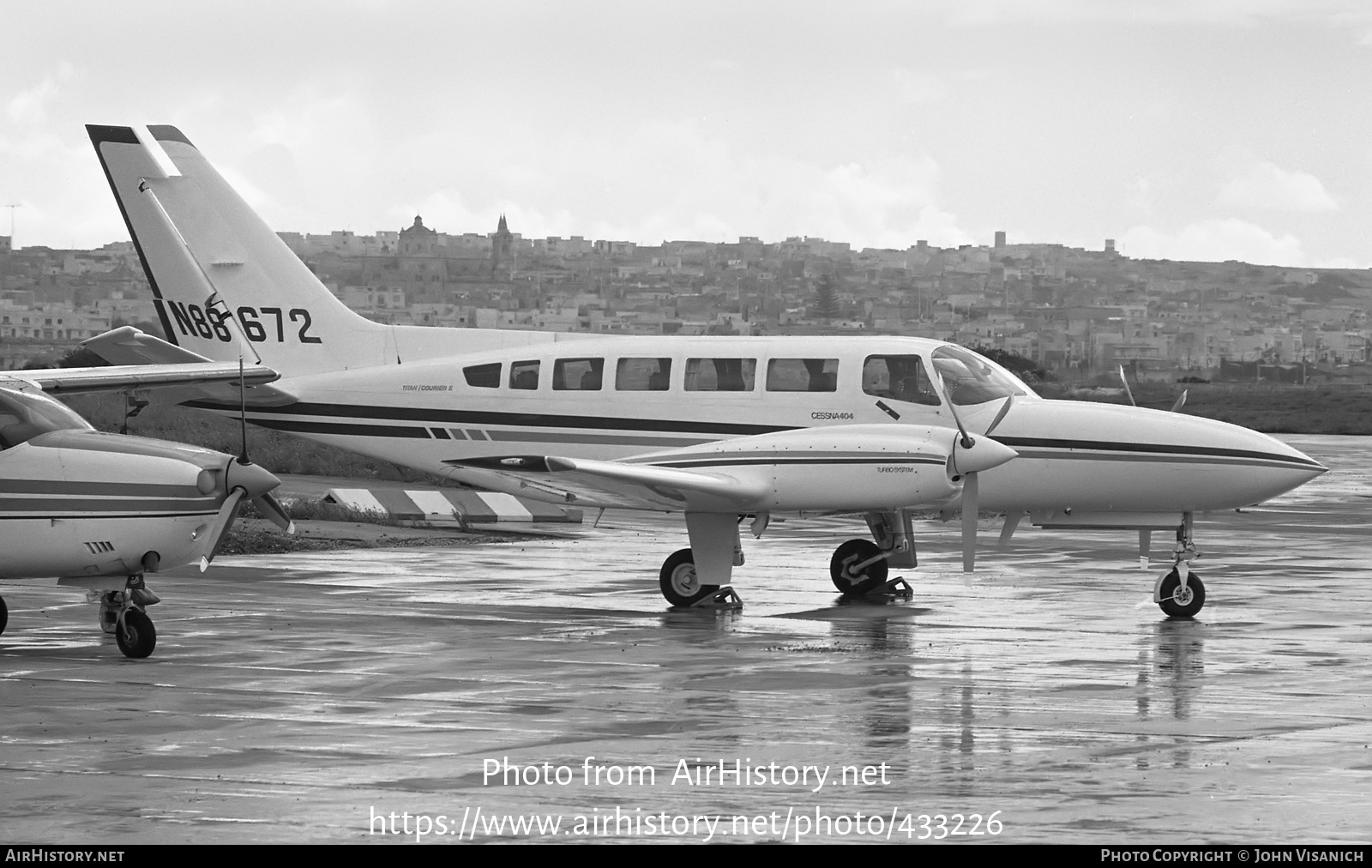 Aircraft Photo of N88672 | Cessna 404 Titan Courier II | AirHistory.net #433226