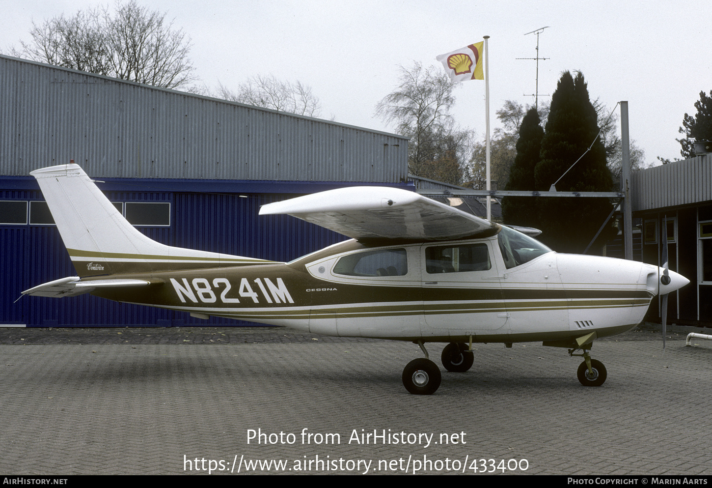 Aircraft Photo of N8241M | Cessna 210K Centurion | AirHistory.net #433400