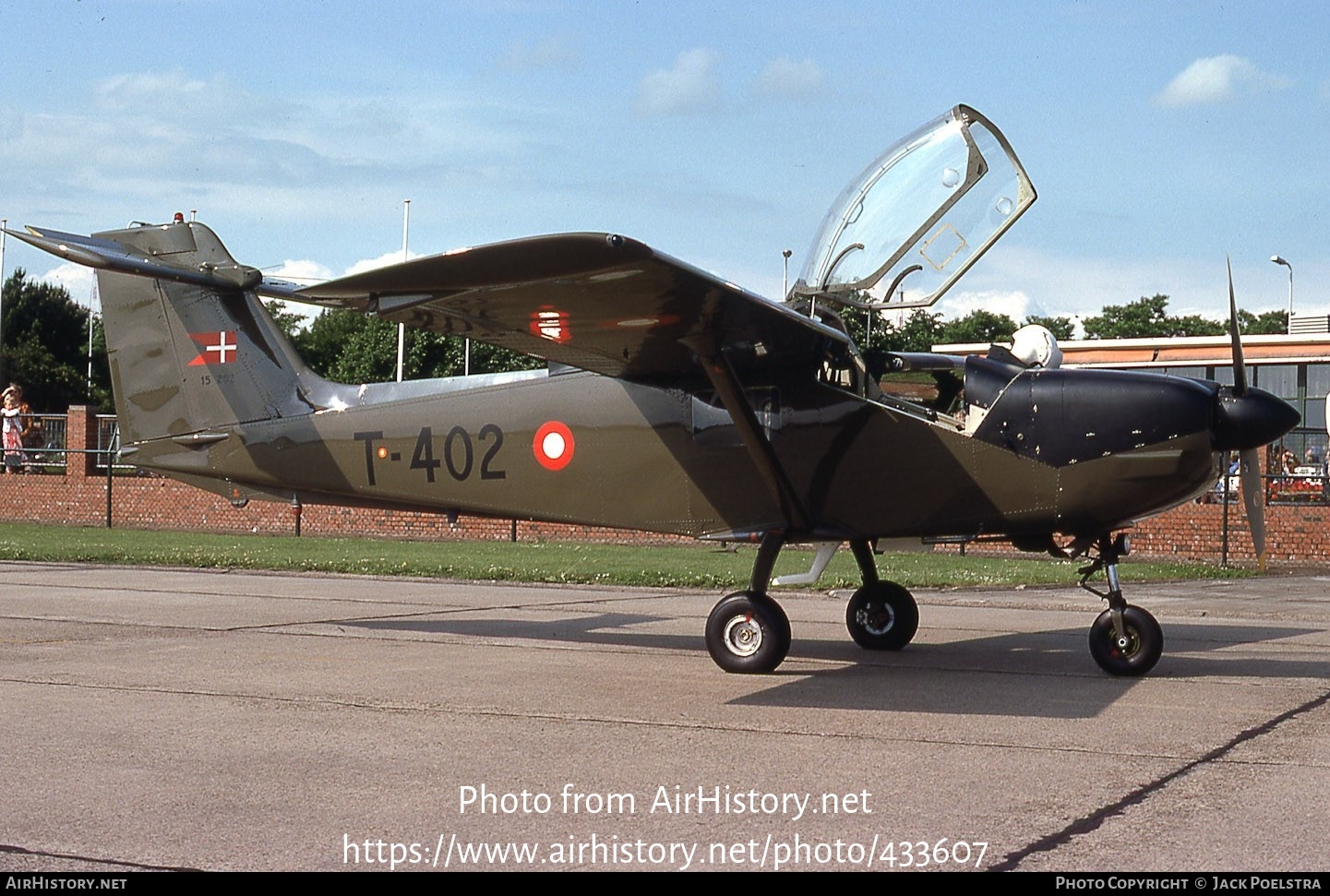 Aircraft Photo of T-402 | Saab T-17 Supporter | Denmark - Air Force | AirHistory.net #433607