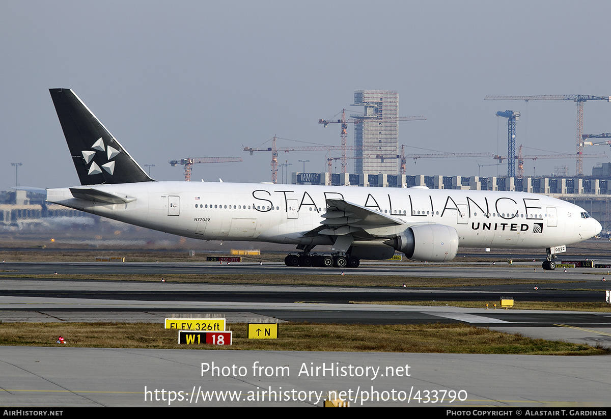 Aircraft Photo of N77022 | Boeing 777-224/ER | United Airlines ...