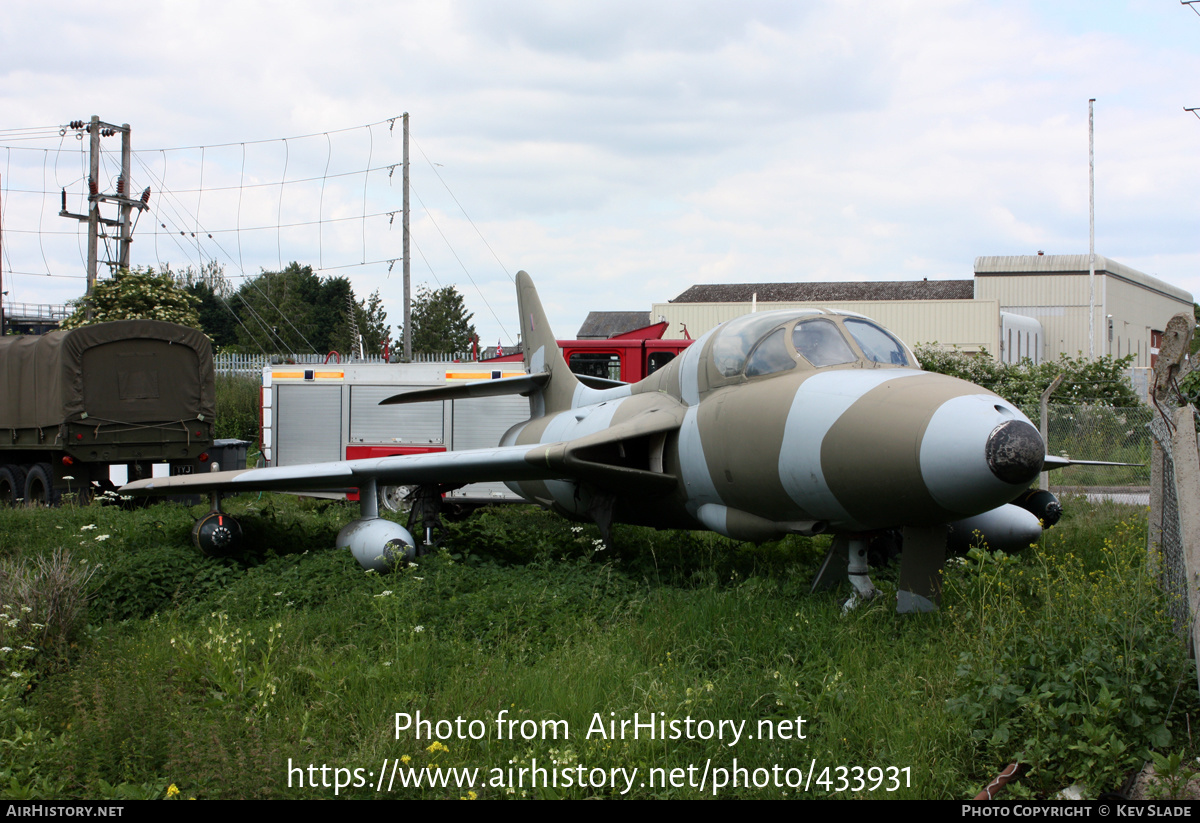 Aircraft Photo of XL586 | Hawker Hunter T7 | UK - Air Force | AirHistory.net #433931