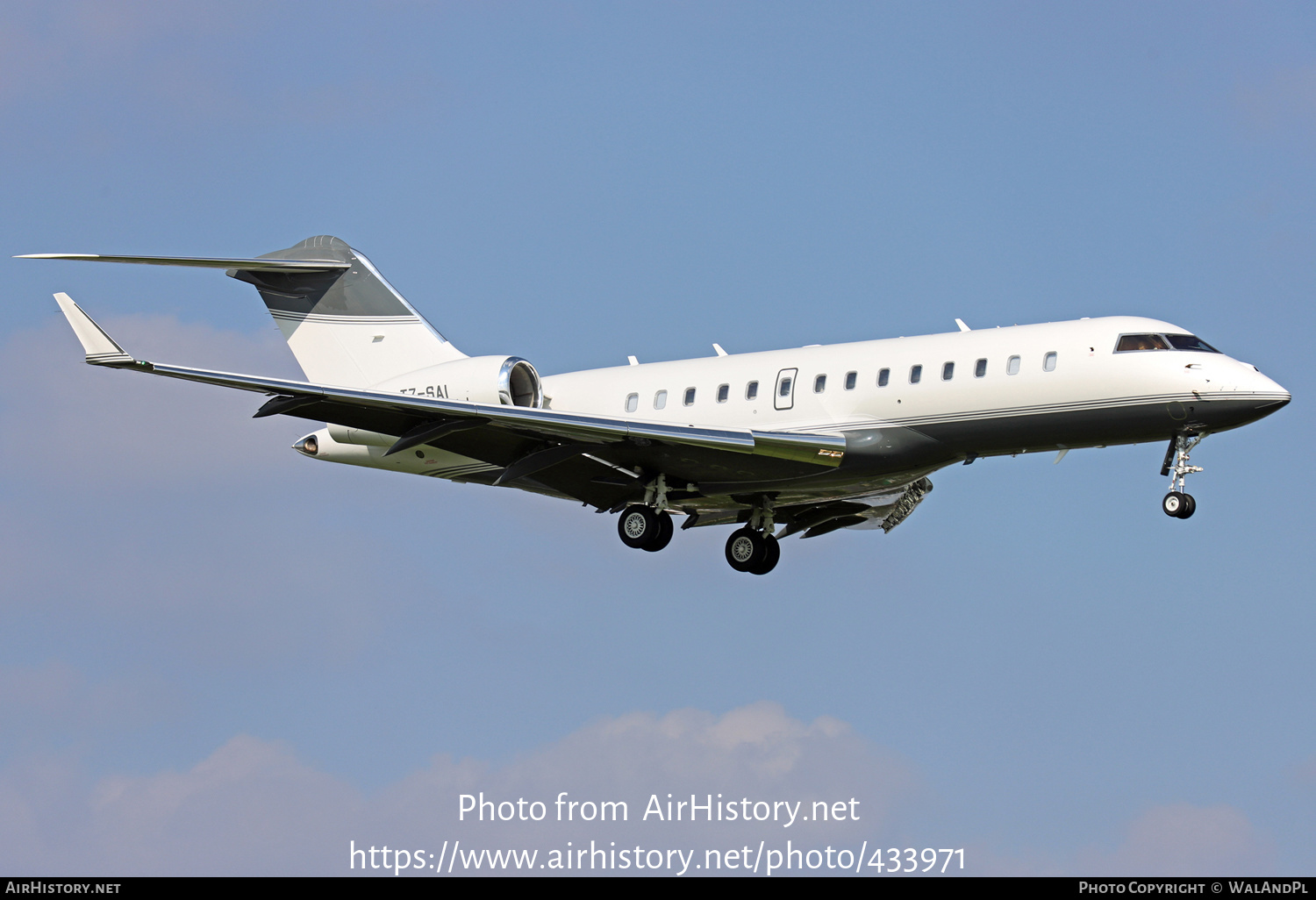 Aircraft Photo of T7-SAI | Bombardier Global 5000 (BD-700-1A11) | AirHistory.net #433971