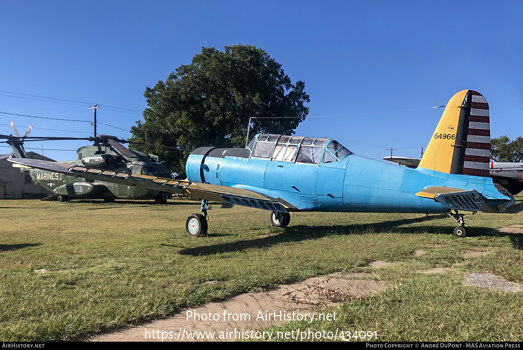 Aircraft Photo of 64966 | Vultee BT-13 Valiant | USA - Navy | AirHistory.net #434091