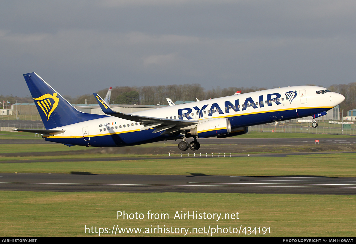 Aircraft Photo of EI-EGC | Boeing 737-8AS | Ryanair | AirHistory.net #434191