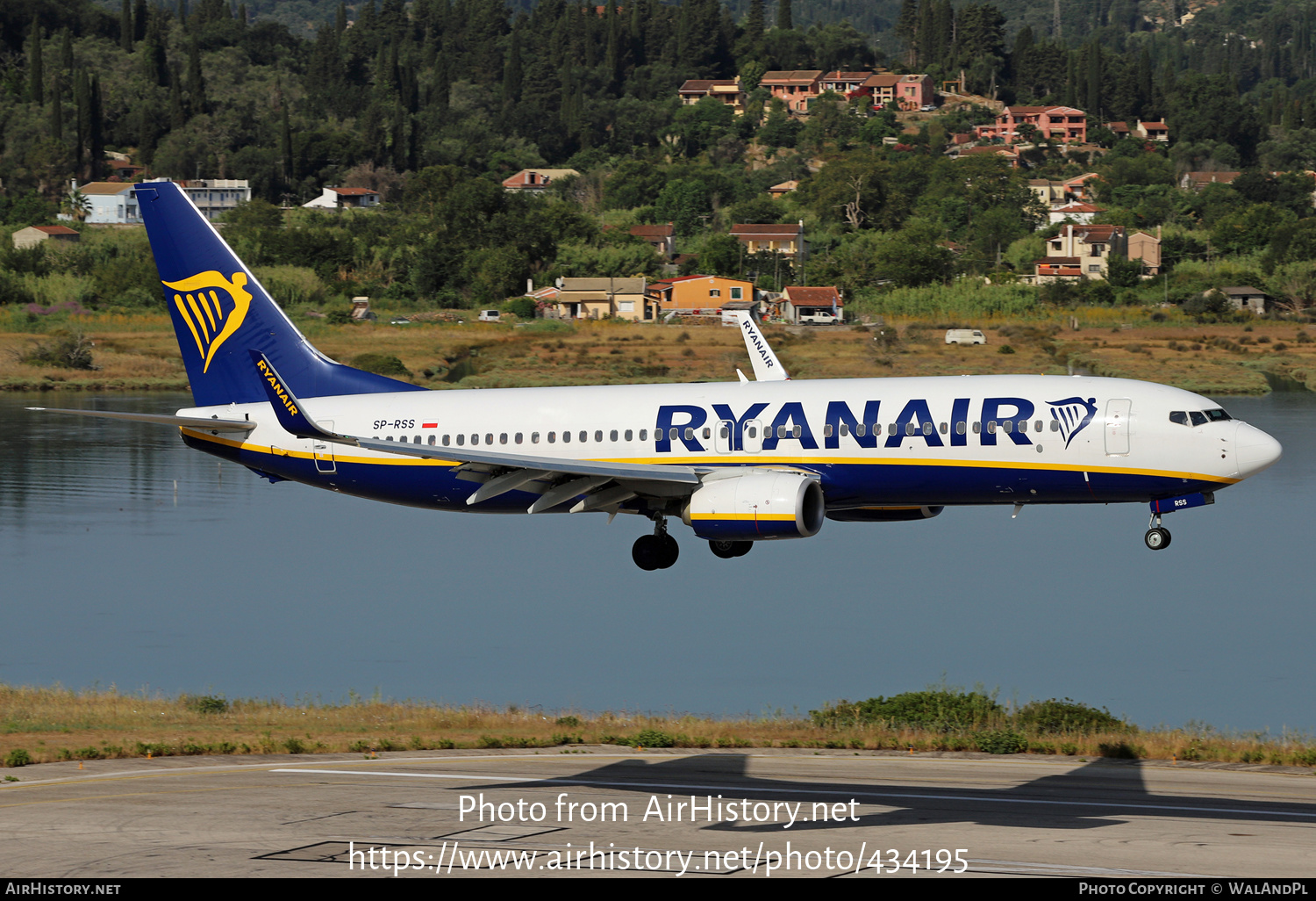 Aircraft Photo of SP-RSS | Boeing 737-800 | Ryanair | AirHistory.net #434195