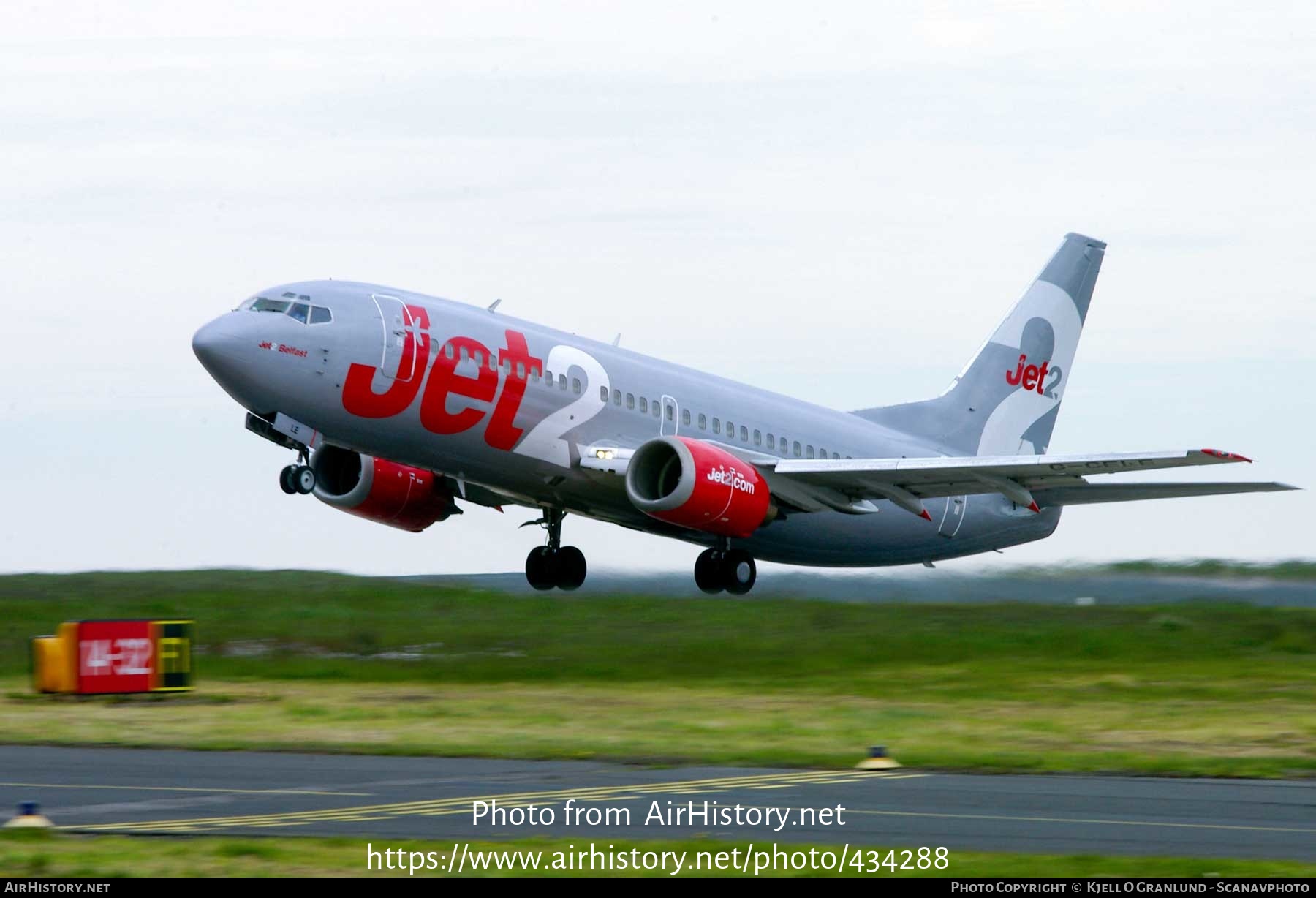 Aircraft Photo of G-CELE | Boeing 737-33A | Jet2 | AirHistory.net #434288