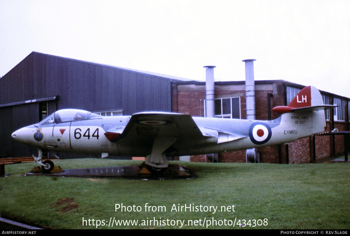 Aircraft Photo of XE327 / A2556 | Hawker Sea Hawk FGA6 | UK - Navy | AirHistory.net #434308