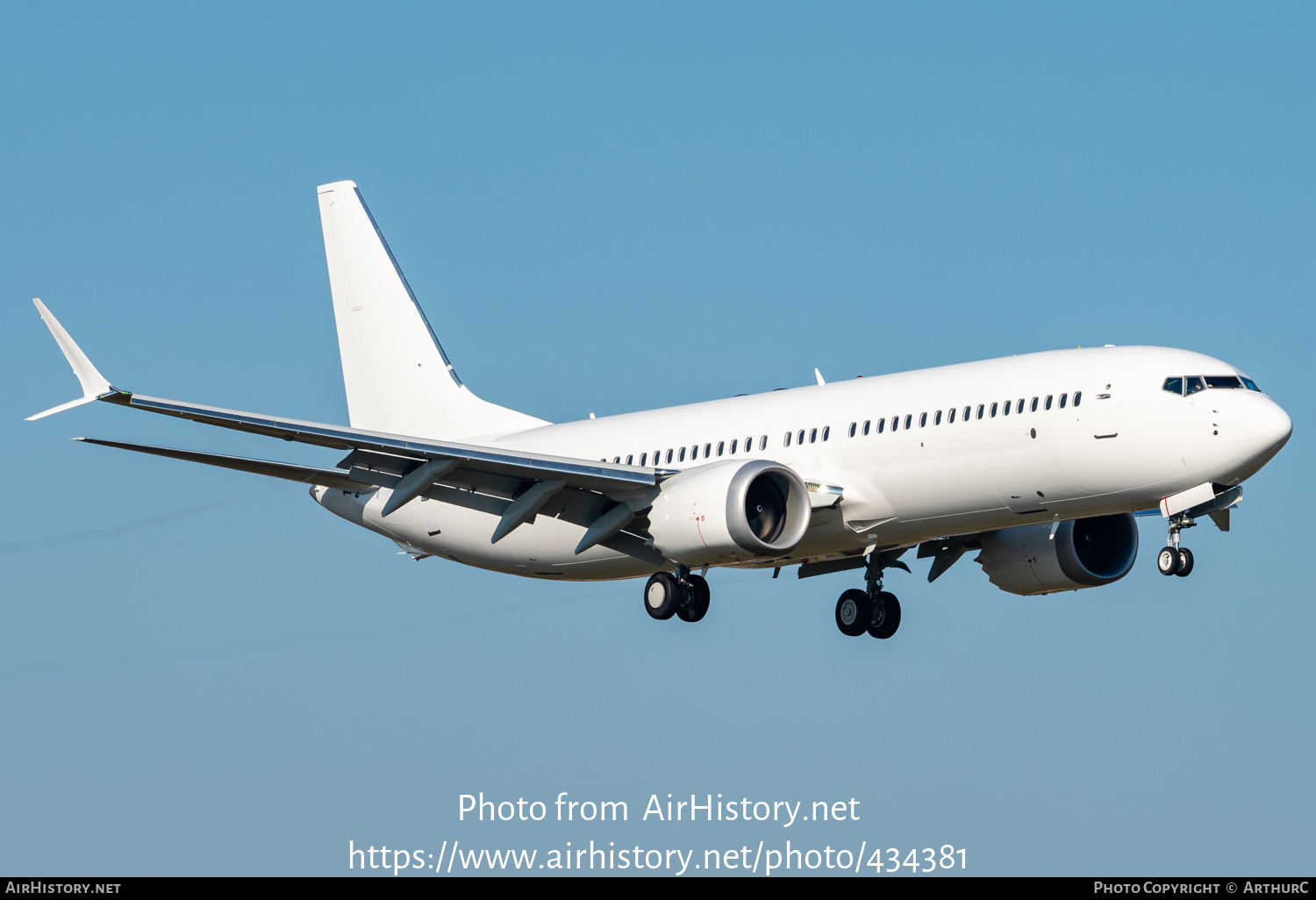 Aircraft Photo of N788BJ | Boeing 737-8 BBJ Max 8 | AirHistory.net #434381